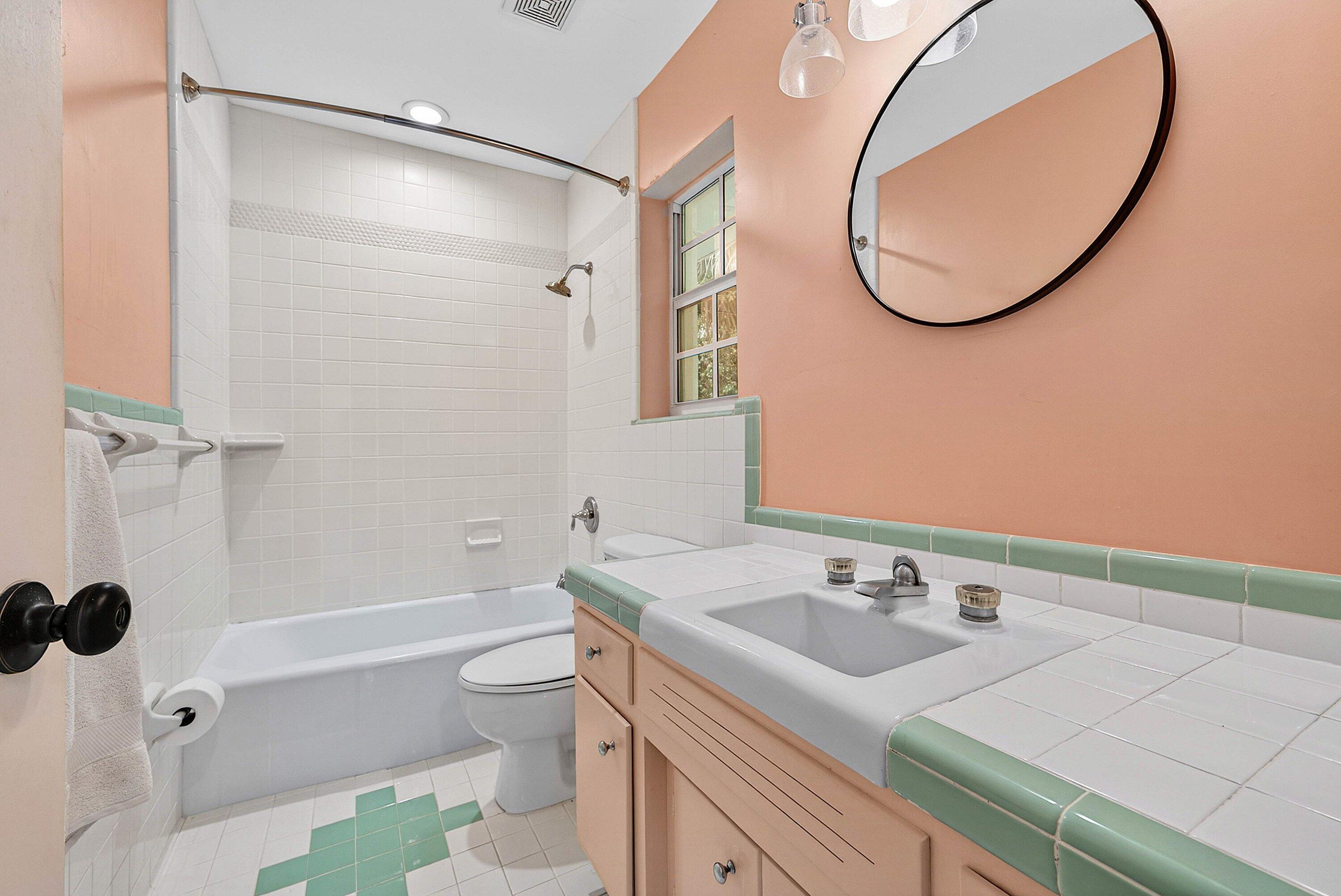 GULFSTREAM PROPERTIES - Residential