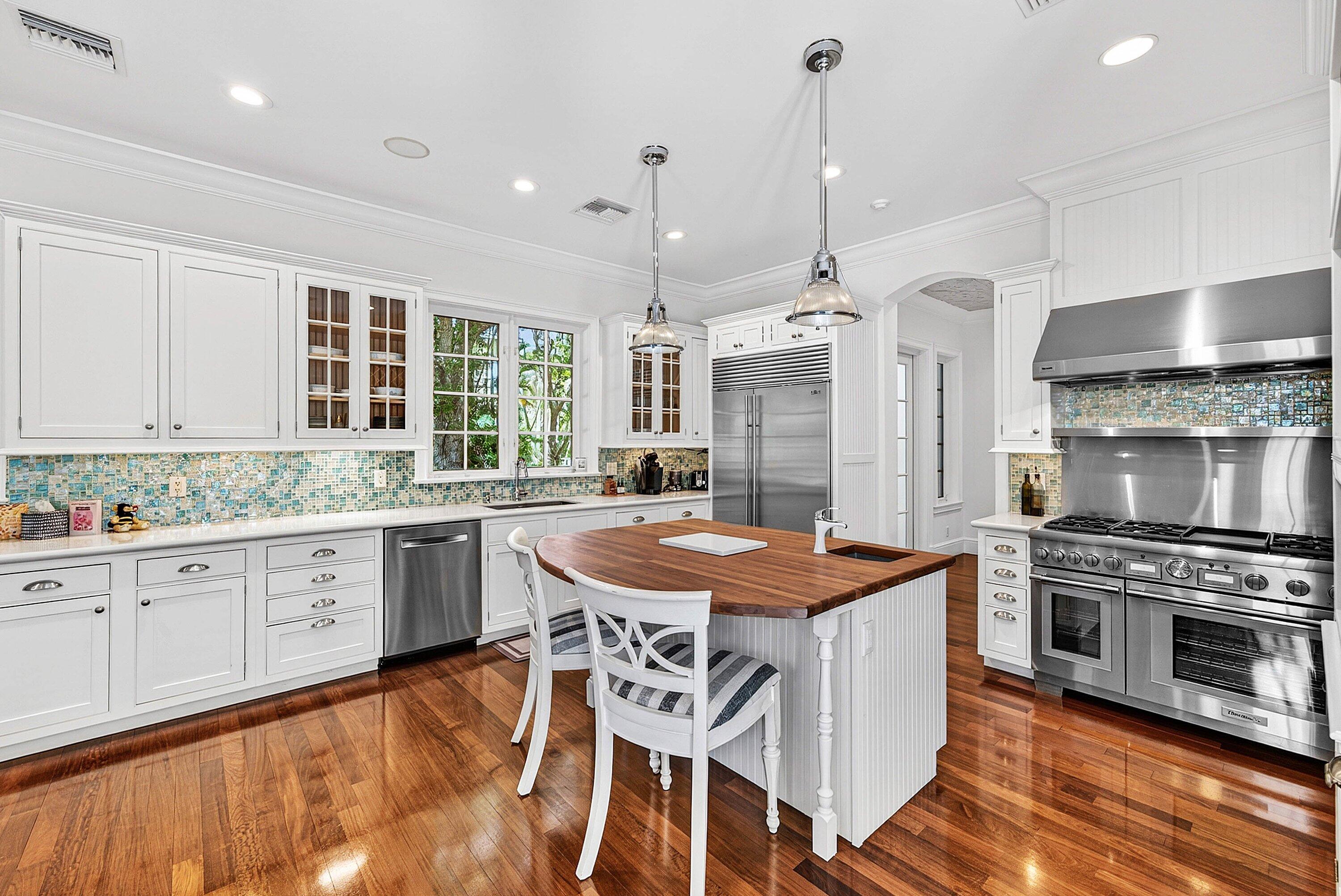 GULFSTREAM PROPERTIES - Residential