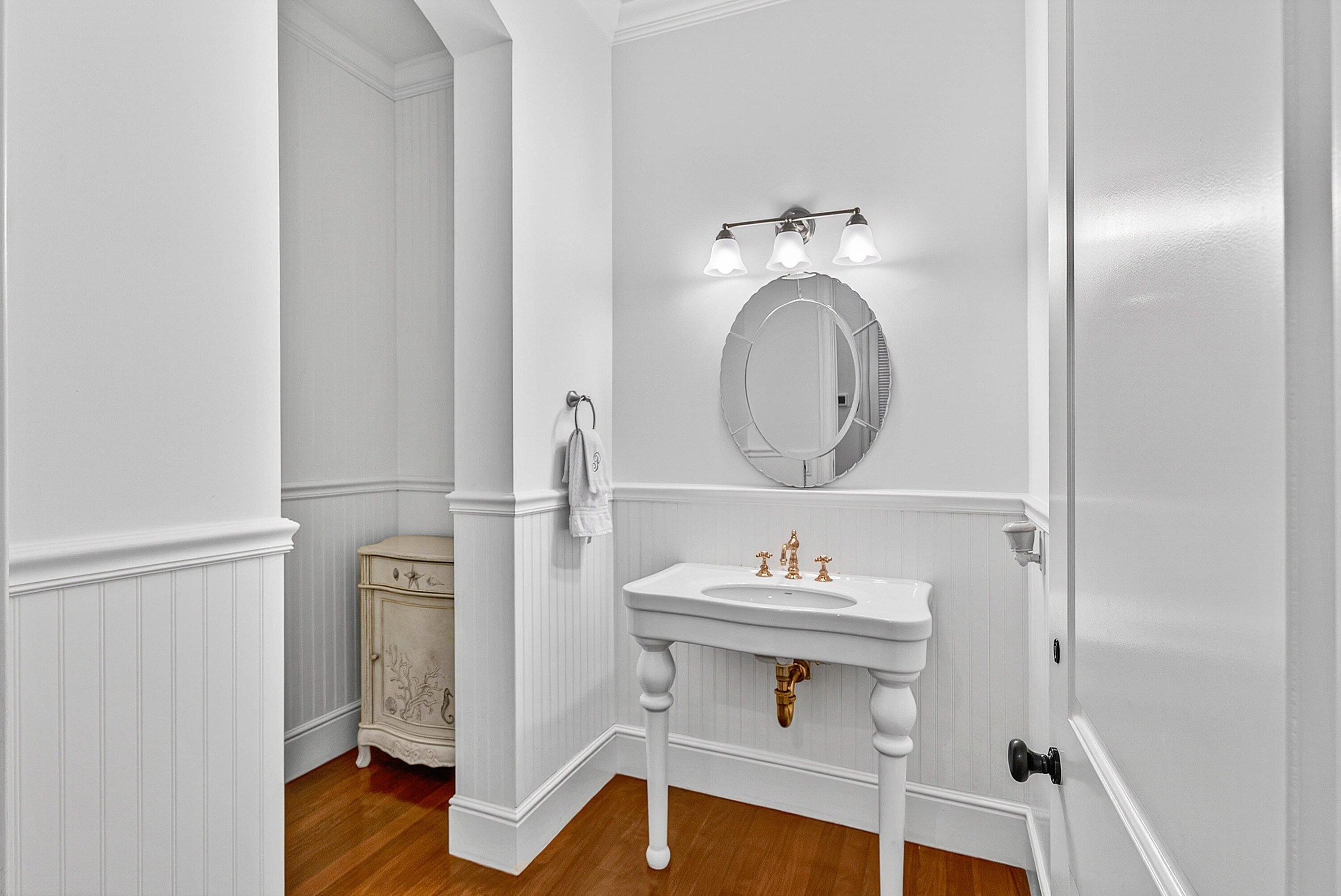 GULFSTREAM PROPERTIES - Residential