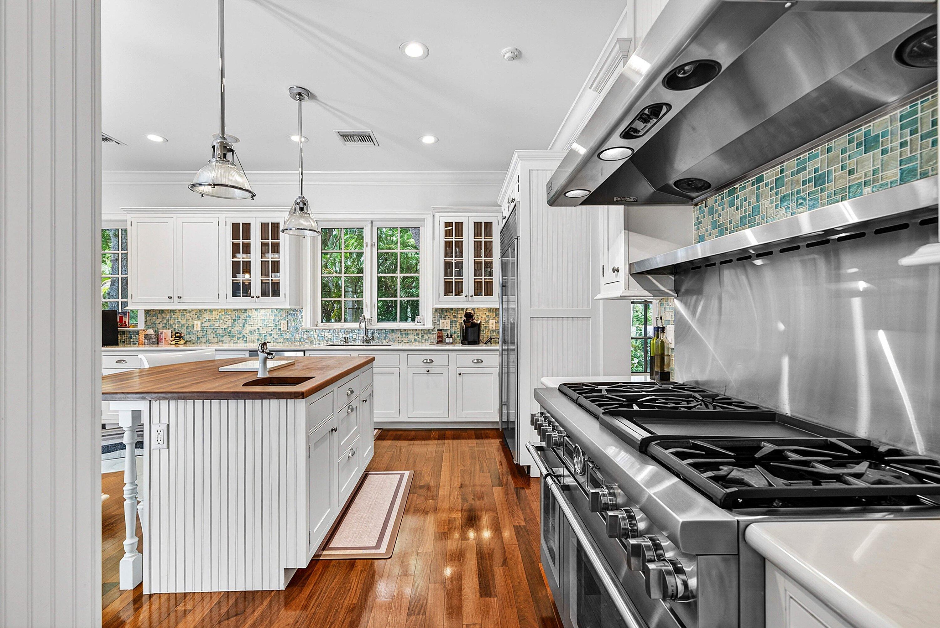 GULFSTREAM PROPERTIES - Residential