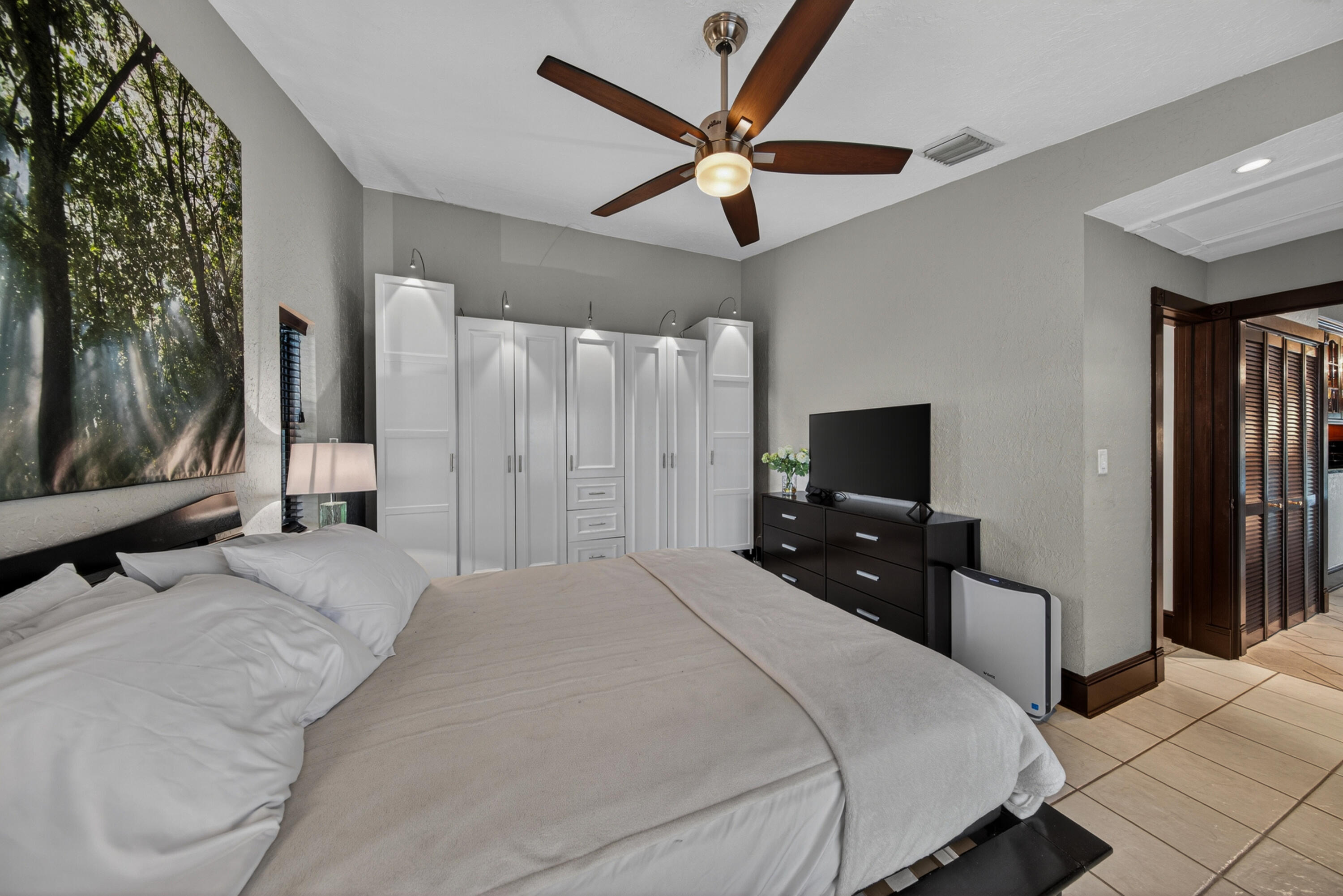 PINES OF OAKLAND FOREST WEST - Residential