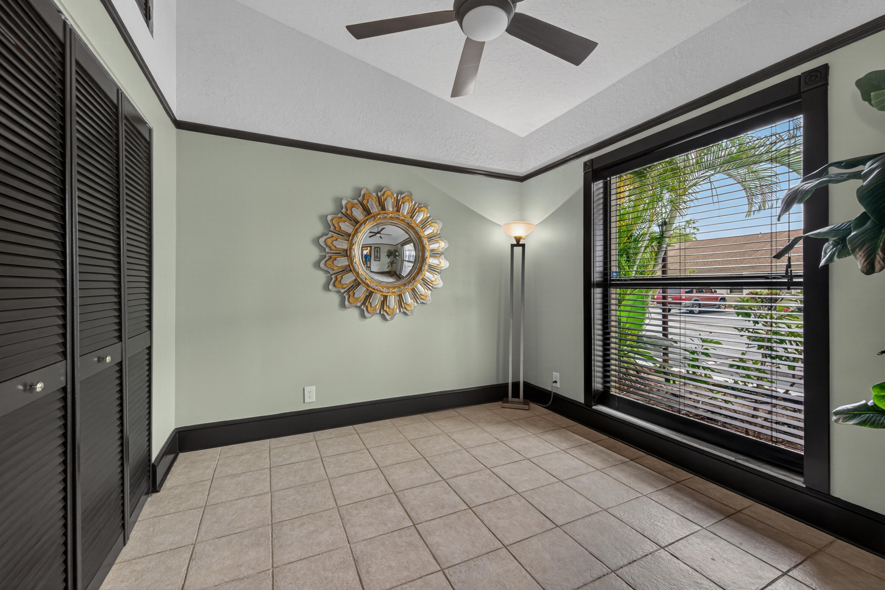 PINES OF OAKLAND FOREST WEST - Residential