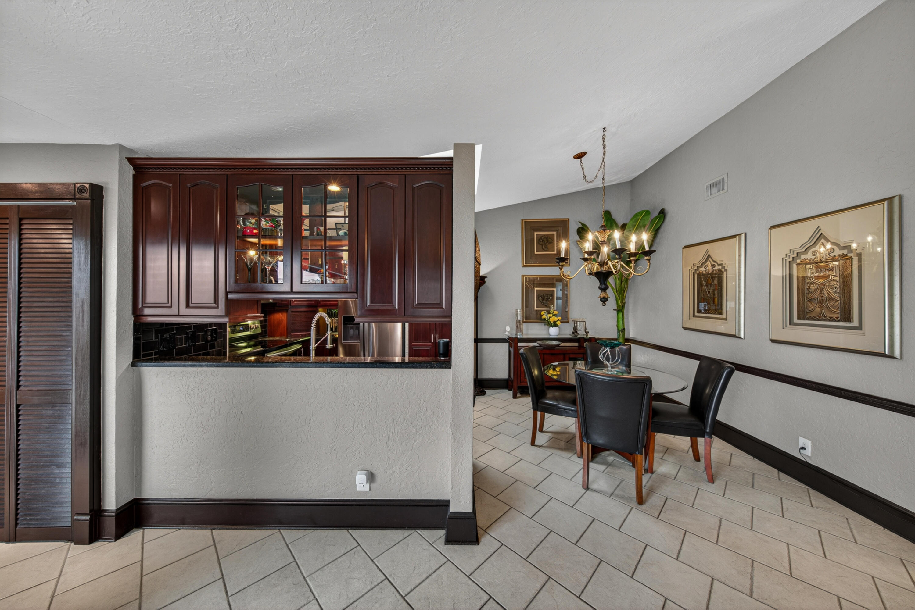 PINES OF OAKLAND FOREST WEST - Residential