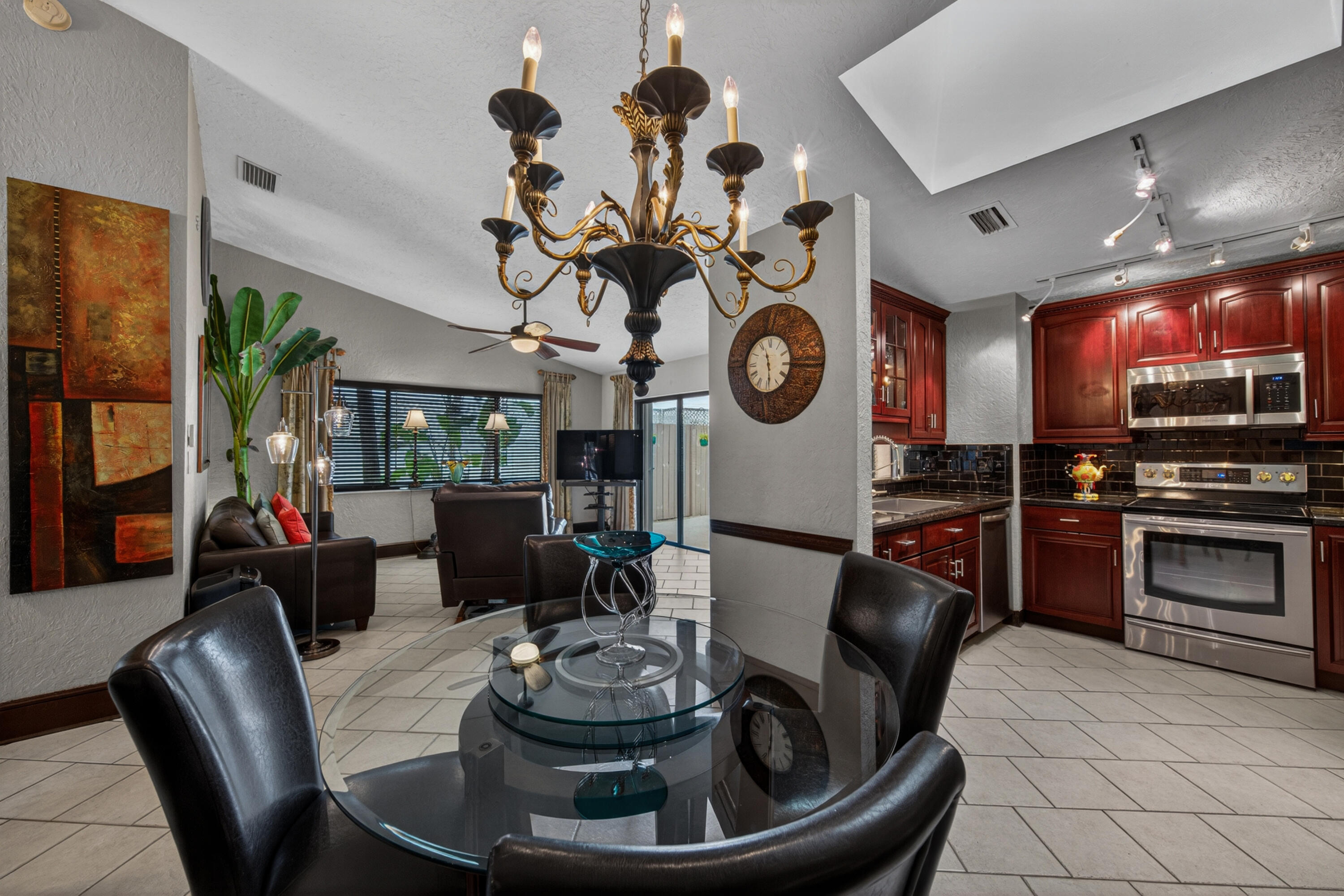PINES OF OAKLAND FOREST WEST - Residential