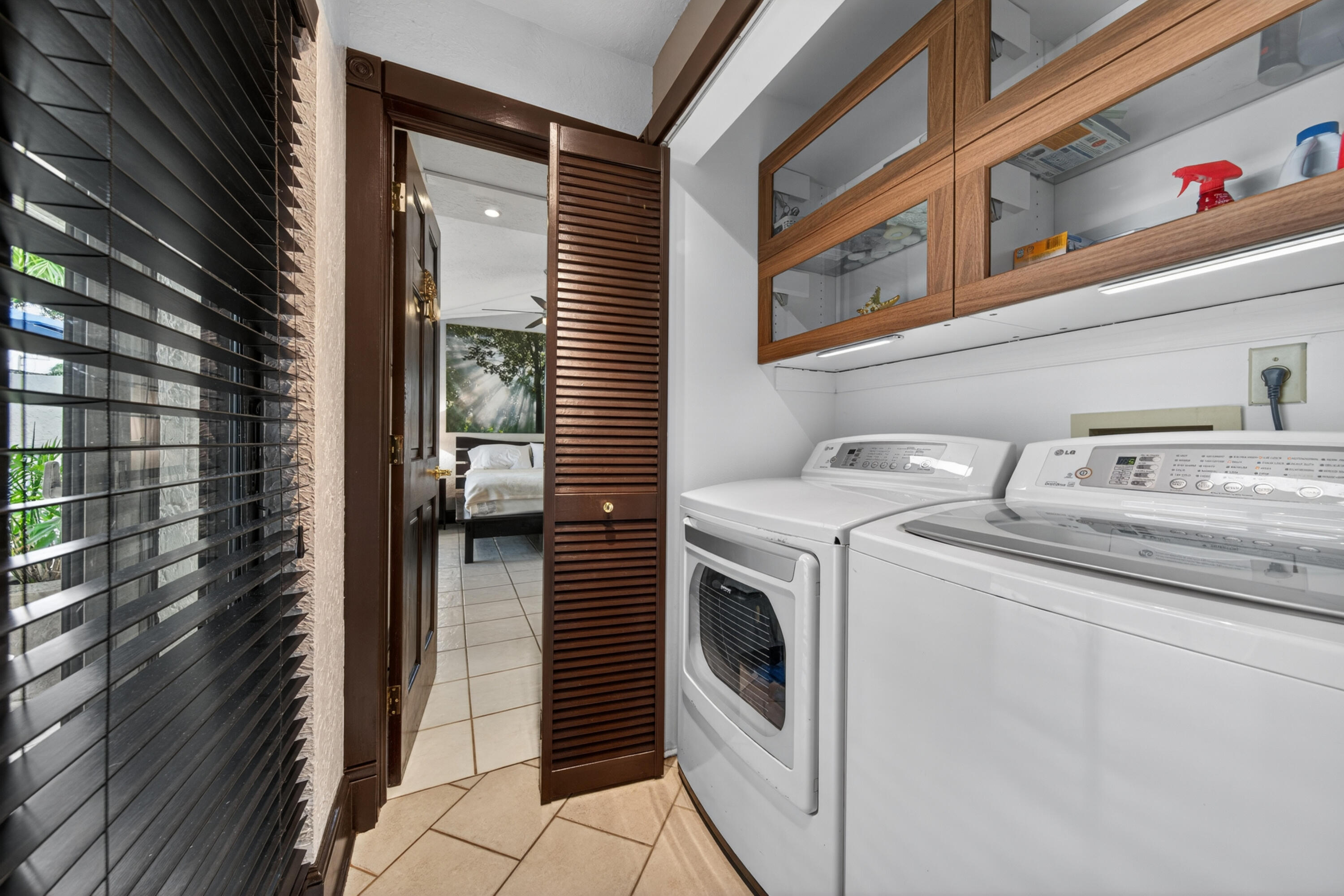 PINES OF OAKLAND FOREST WEST - Residential