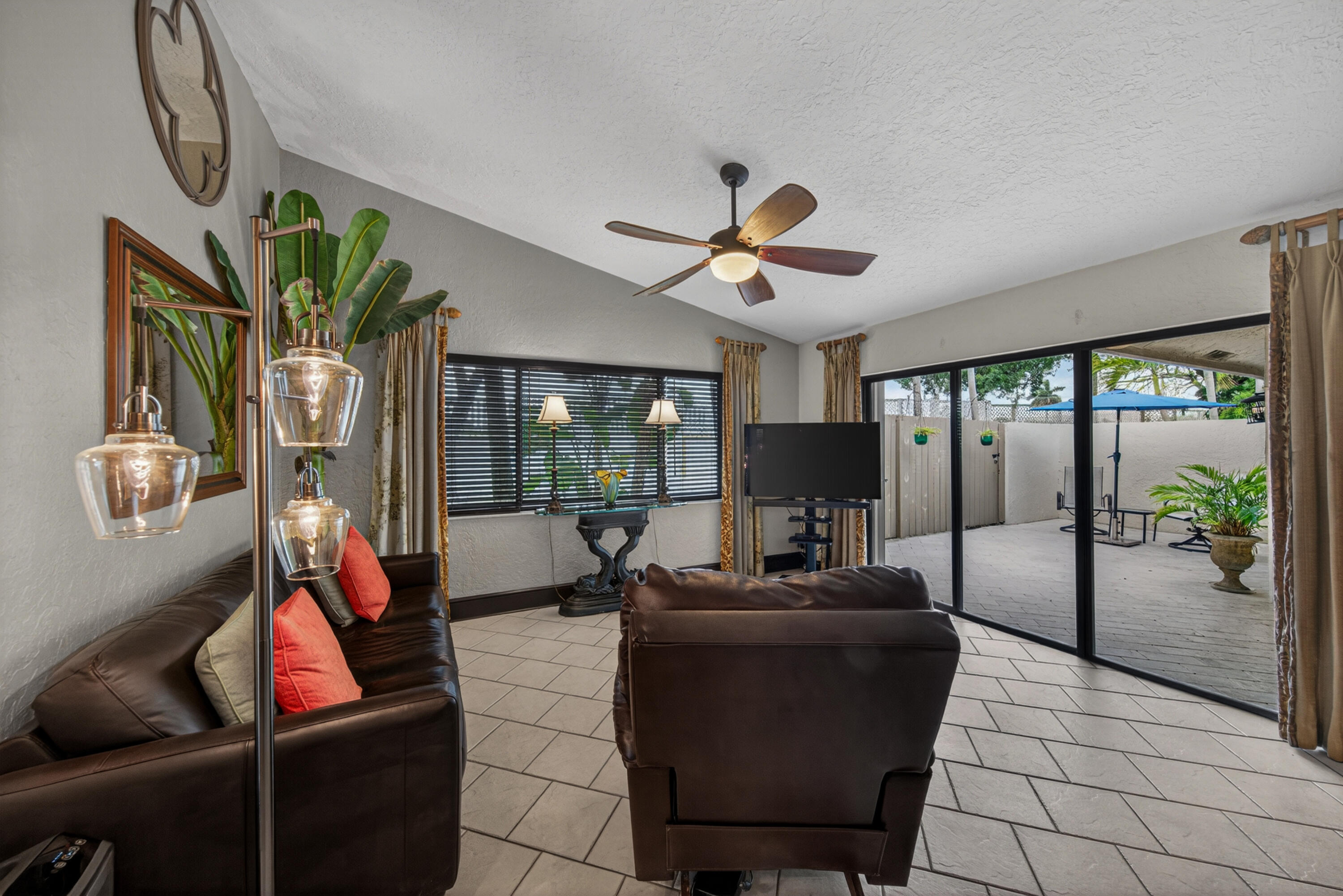 PINES OF OAKLAND FOREST WEST - Residential