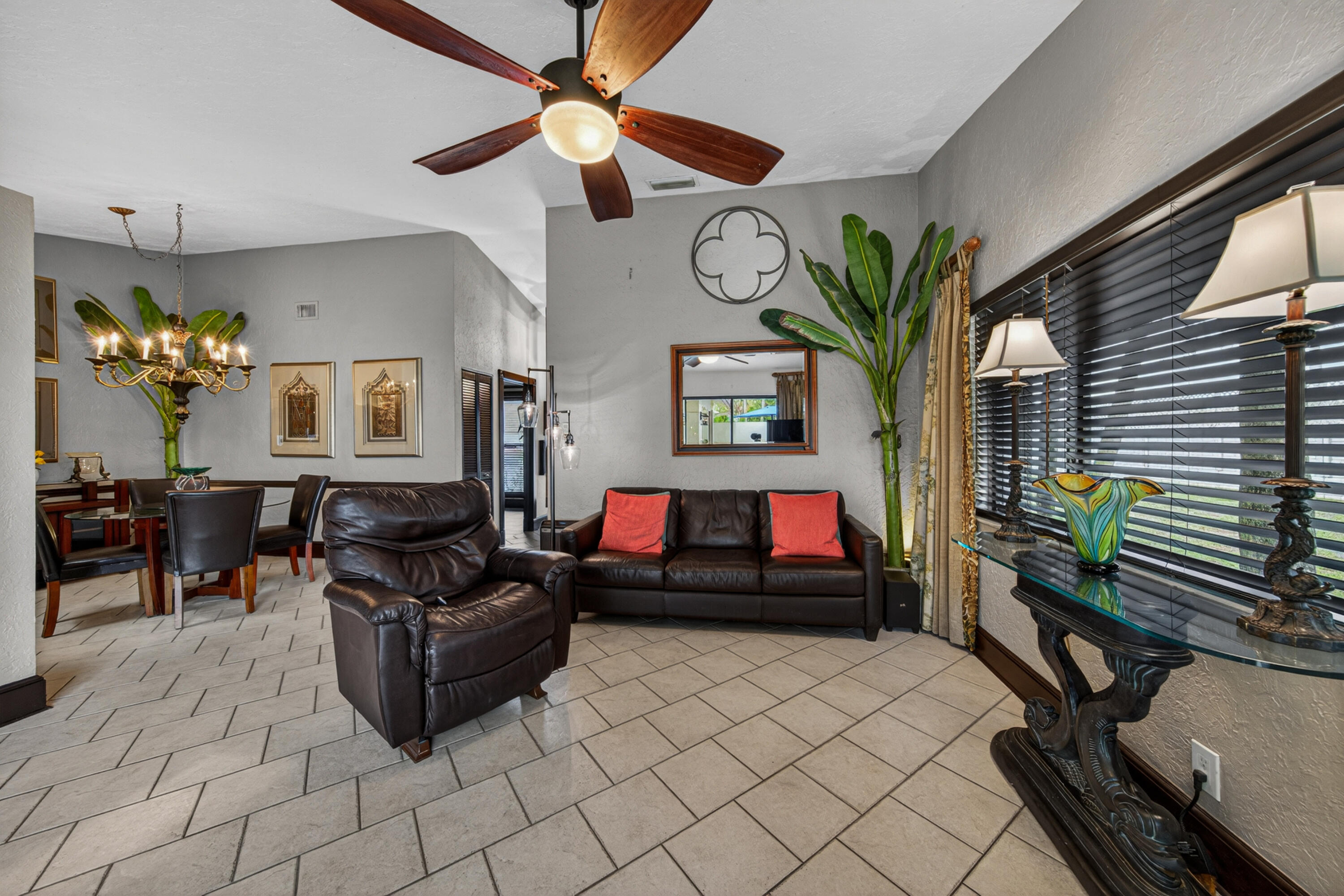 PINES OF OAKLAND FOREST WEST - Residential