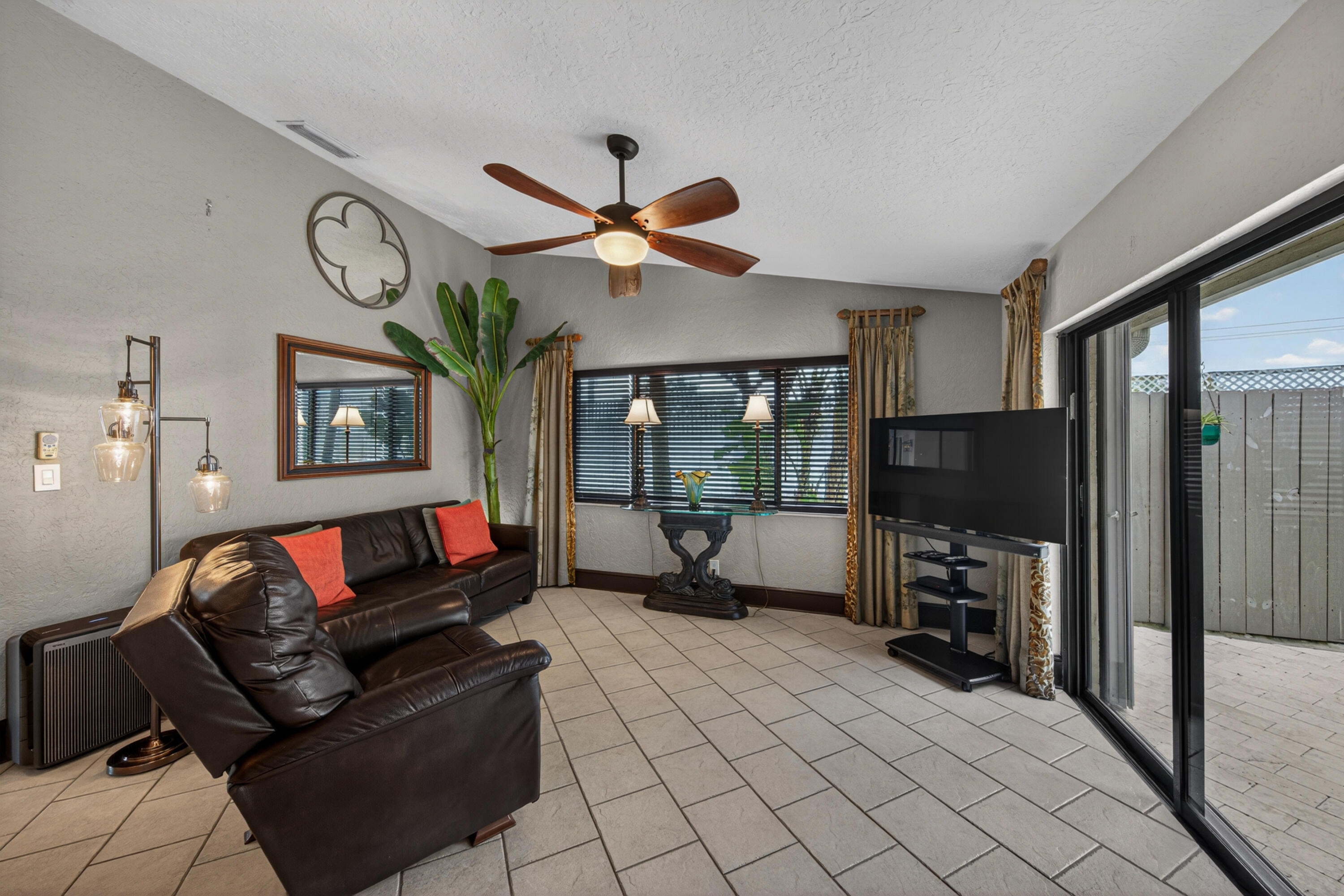 PINES OF OAKLAND FOREST WEST - Residential
