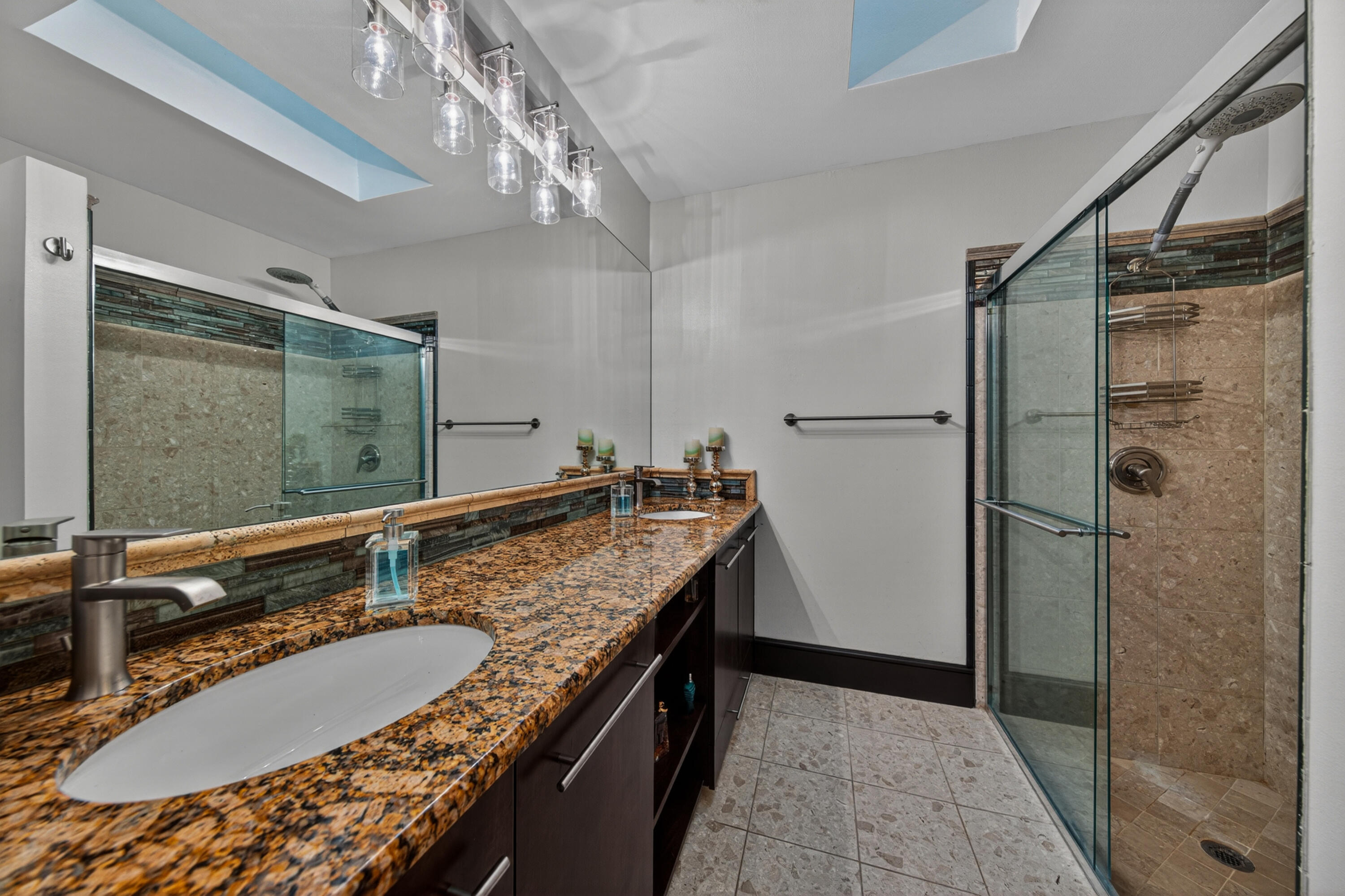 PINES OF OAKLAND FOREST WEST - Residential