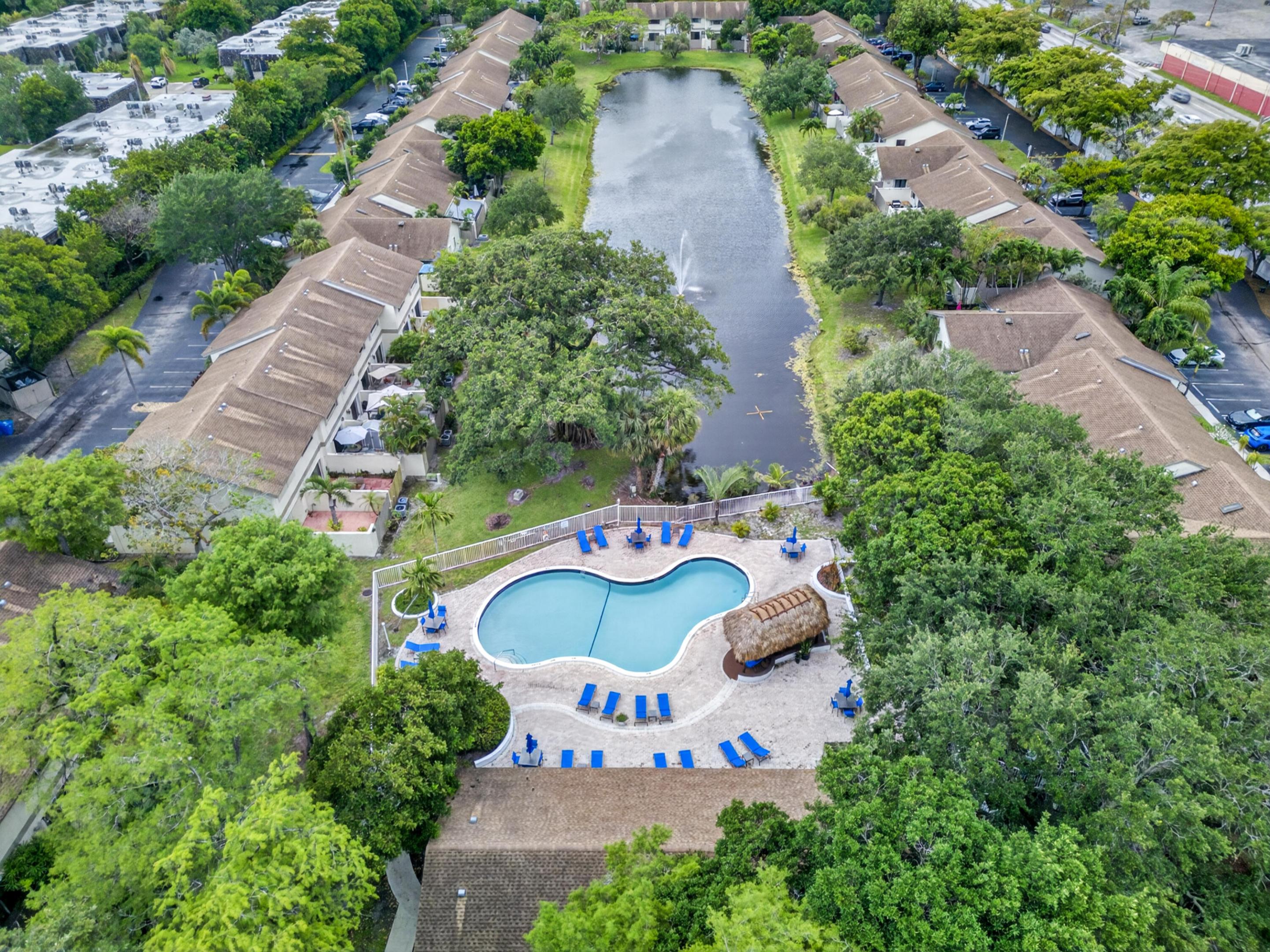 PINES OF OAKLAND FOREST WEST - Residential