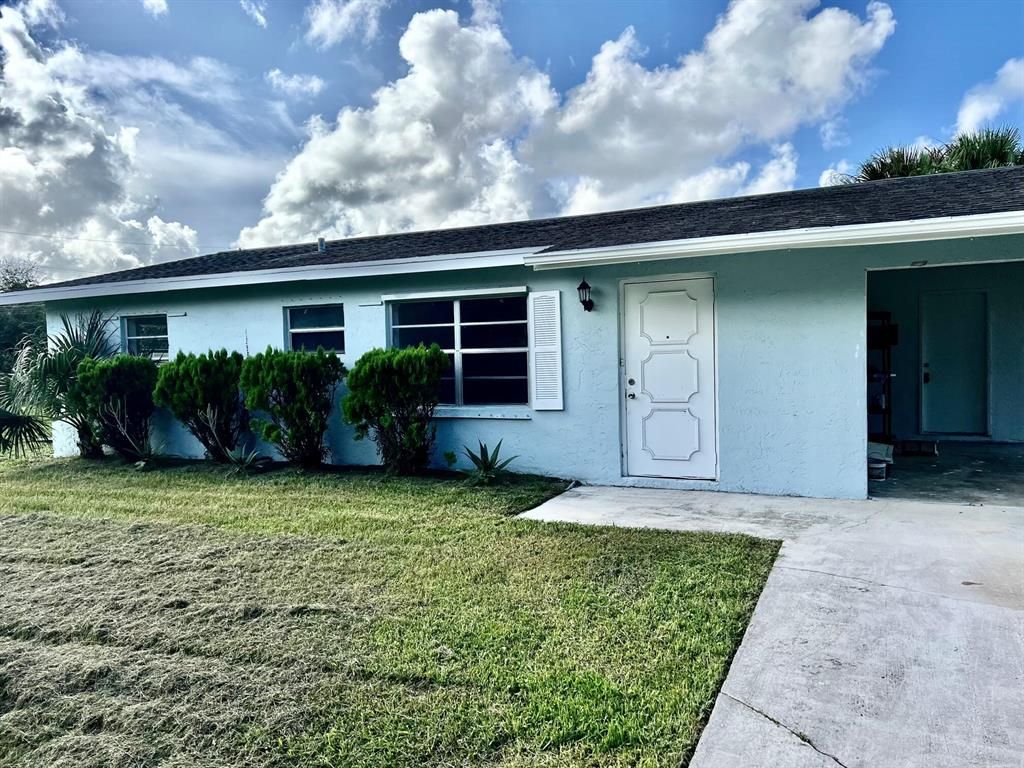 Photo of 2200 Barbara Avenue Ave, Fort Pierce, FL 34982 (MLS # R10820936)