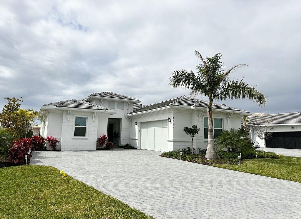 Photo of 10027 Timber Creek Way, Palm Beach Gardens, FL 33412 (MLS # R11068184)