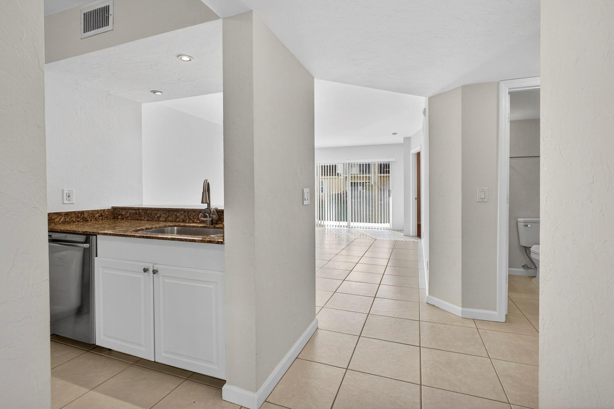 Bay Reach Condo - Residential Lease