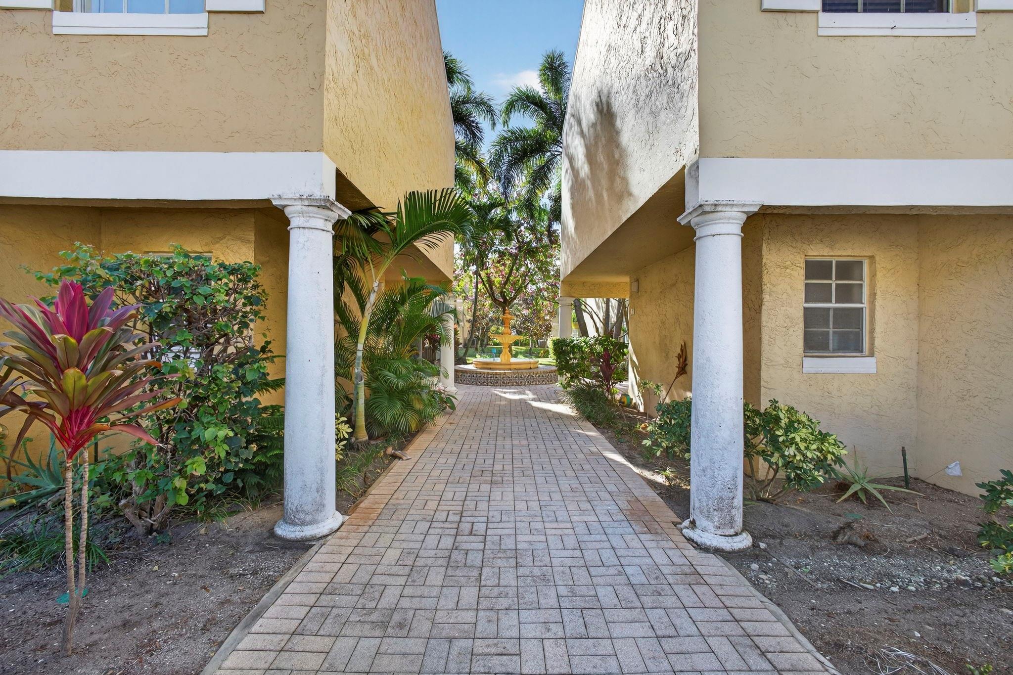 Bay Reach Condo - Residential Lease