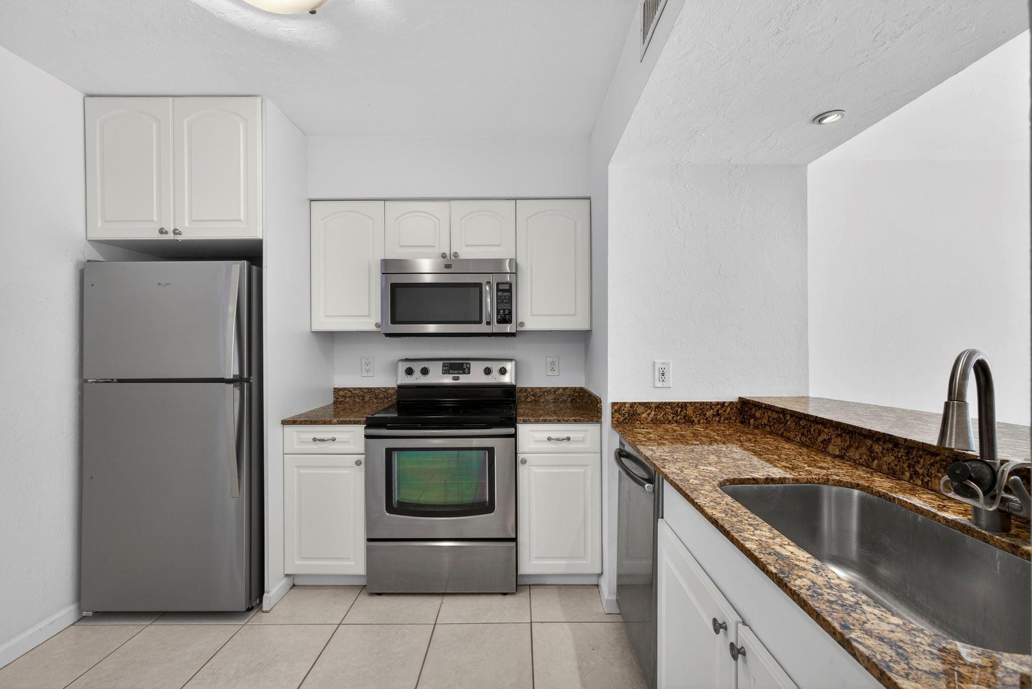 Bay Reach Condo - Residential Lease