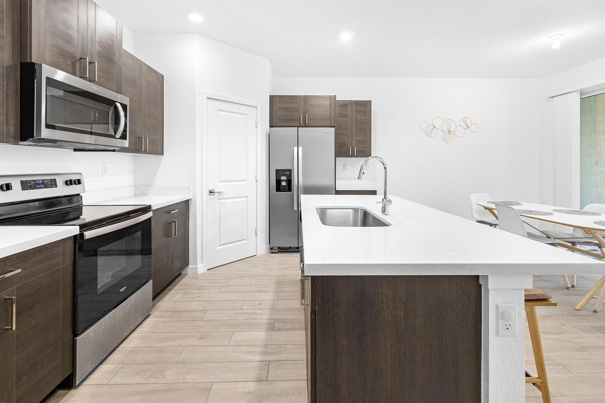 TOWN COMMONS - Residential