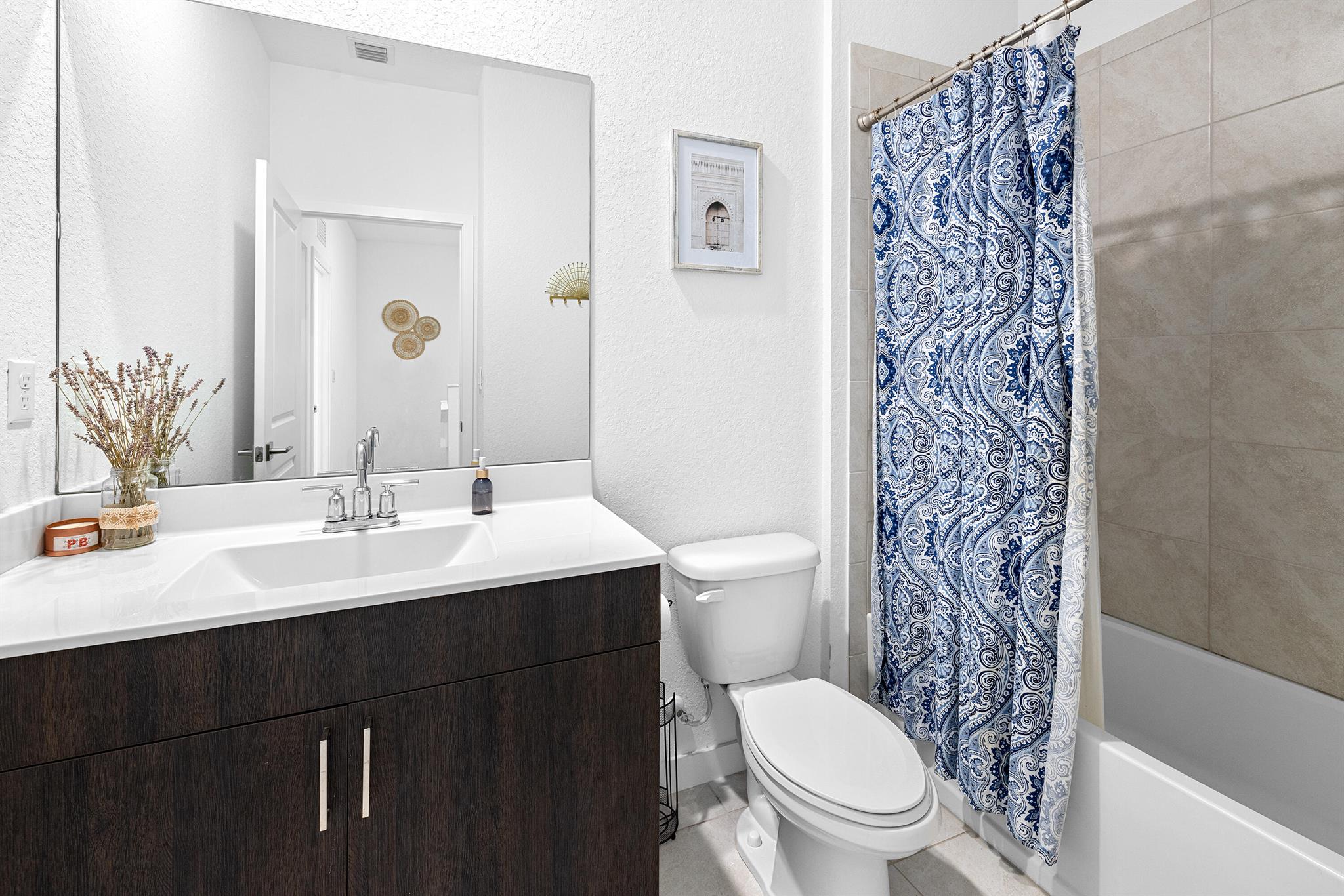 TOWN COMMONS - Residential