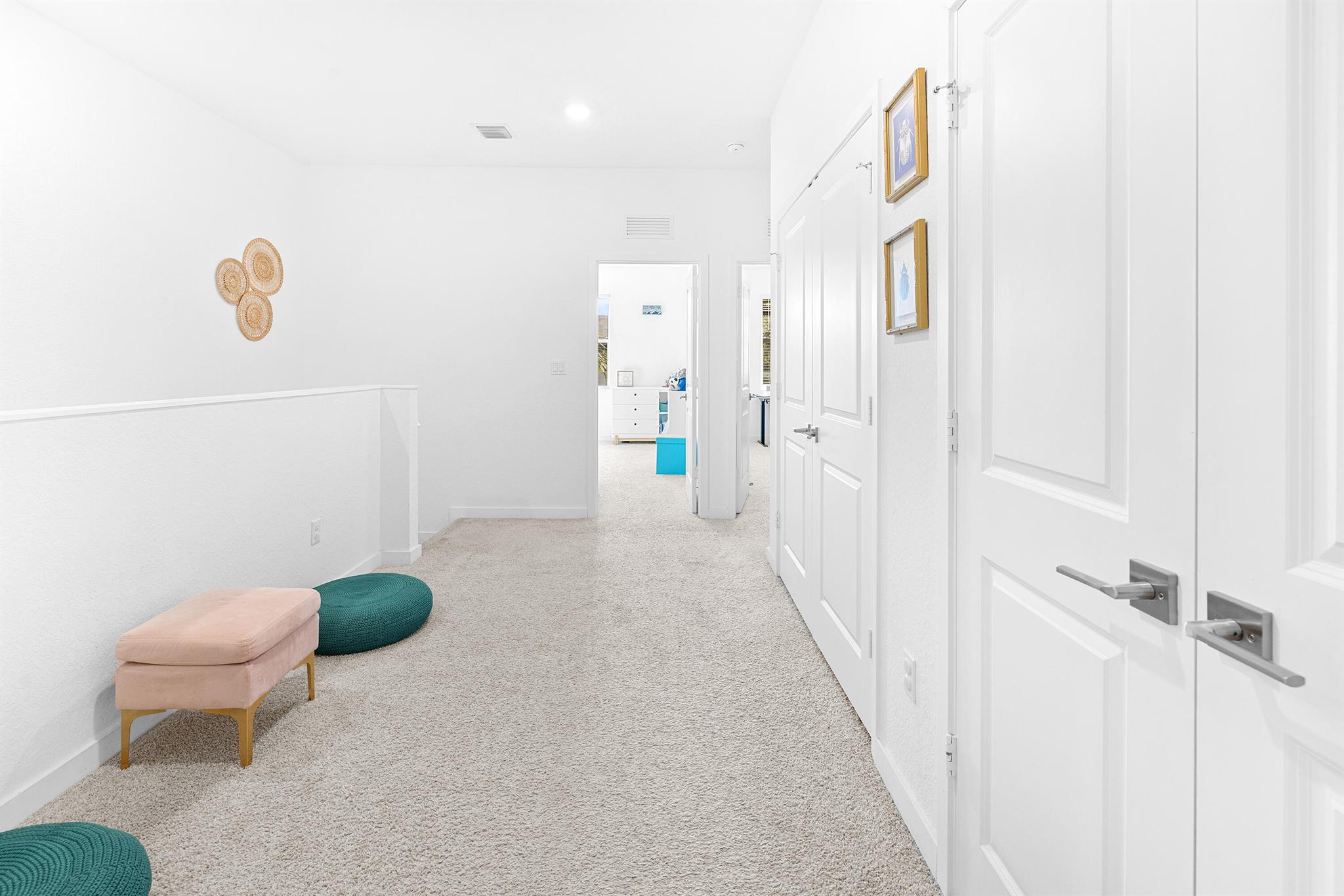 TOWN COMMONS - Residential