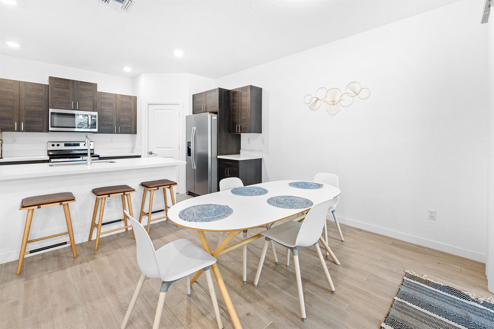 TOWN COMMONS - Residential