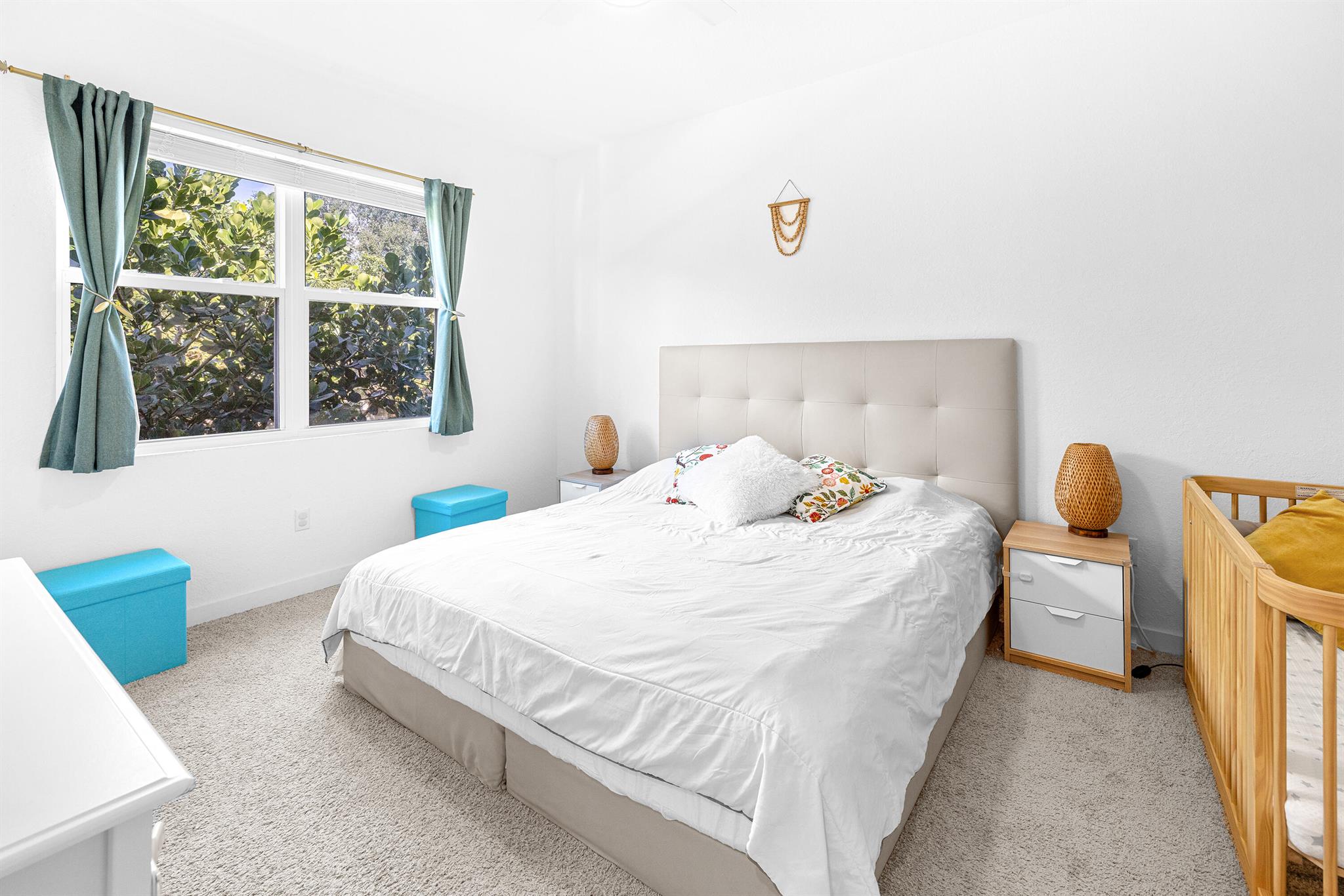 TOWN COMMONS - Residential