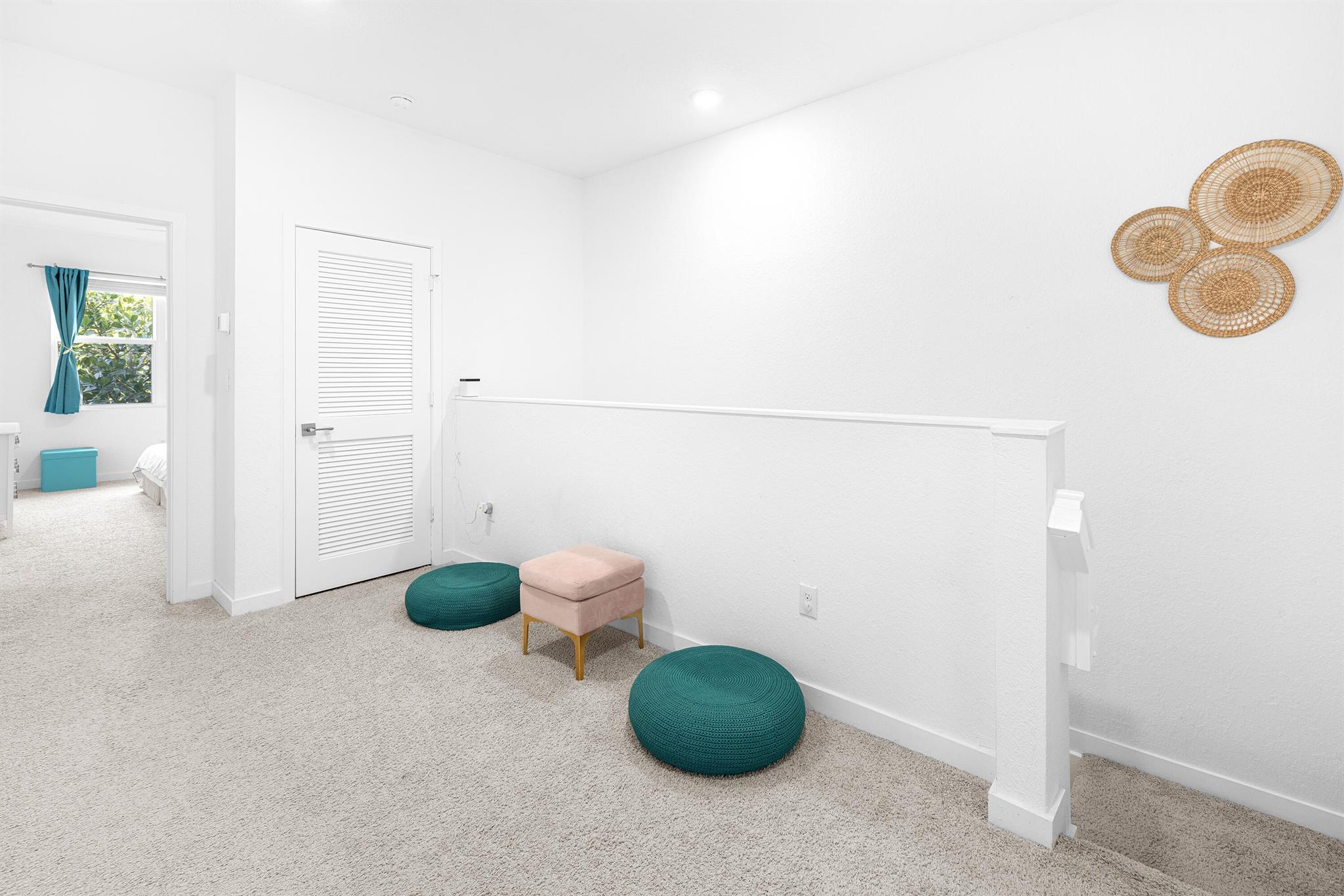 TOWN COMMONS - Residential