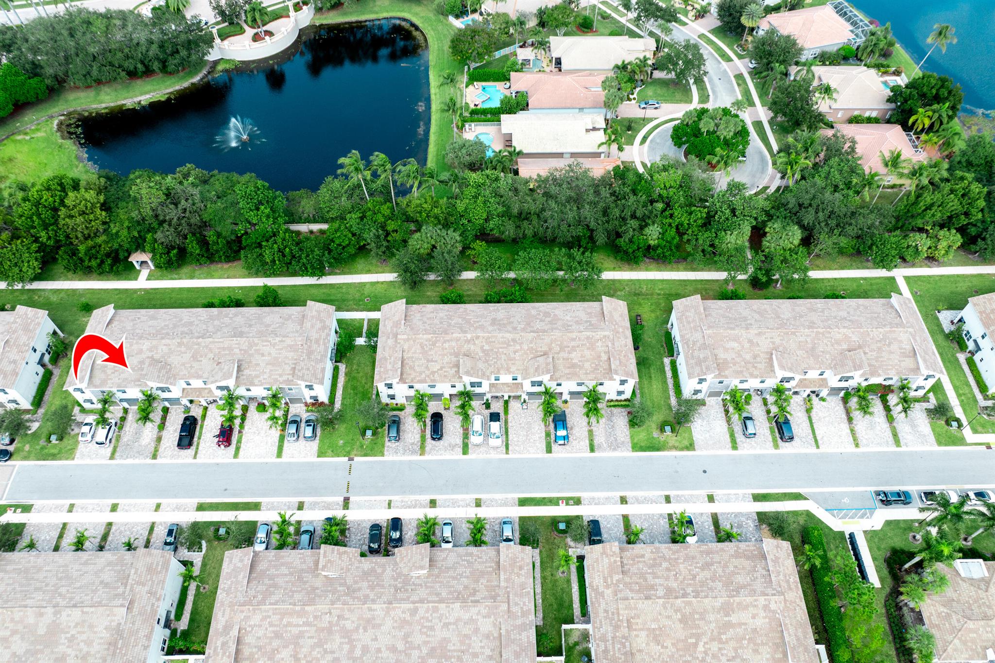 TOWN COMMONS - Residential