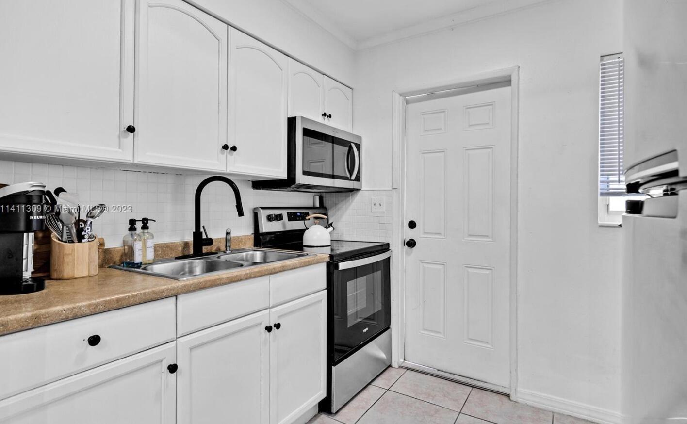 1541 NE 15th Avenue 1541