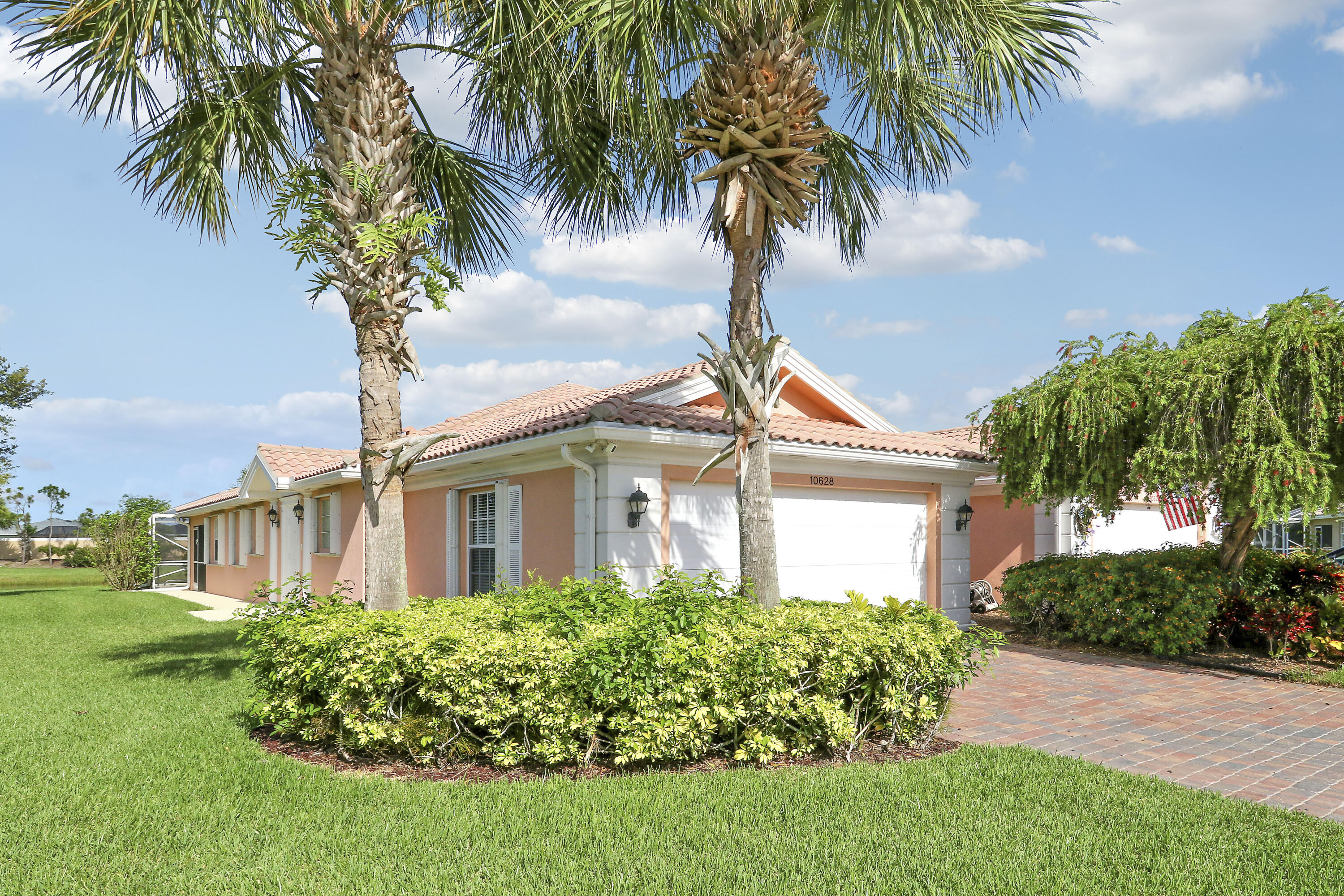 The Lakes at Tradition - Residential