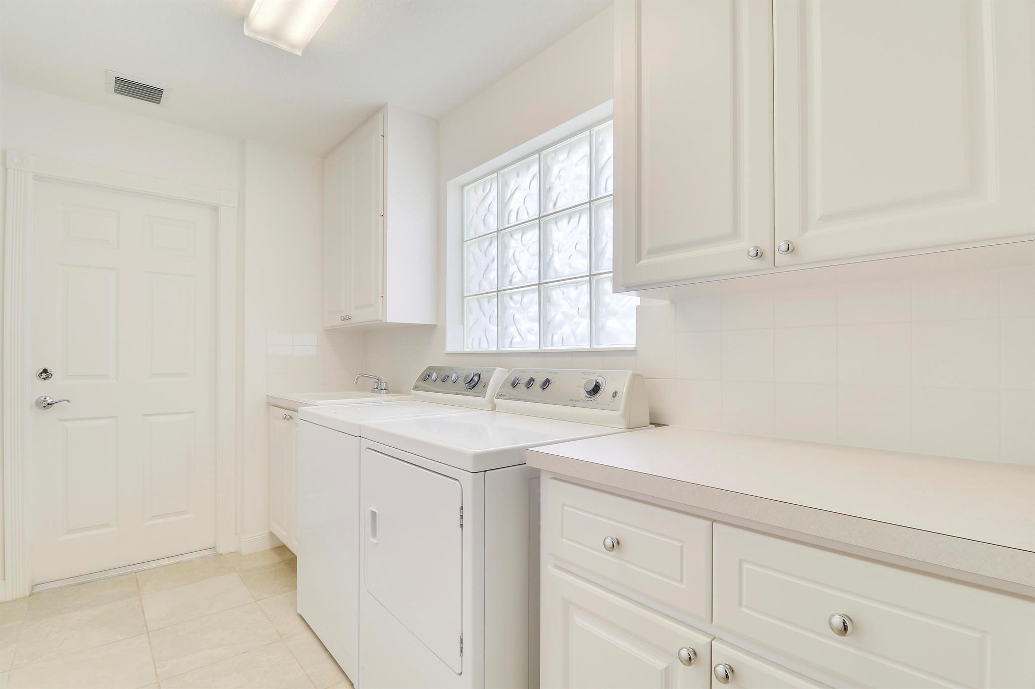 The Lakes at Tradition - Residential