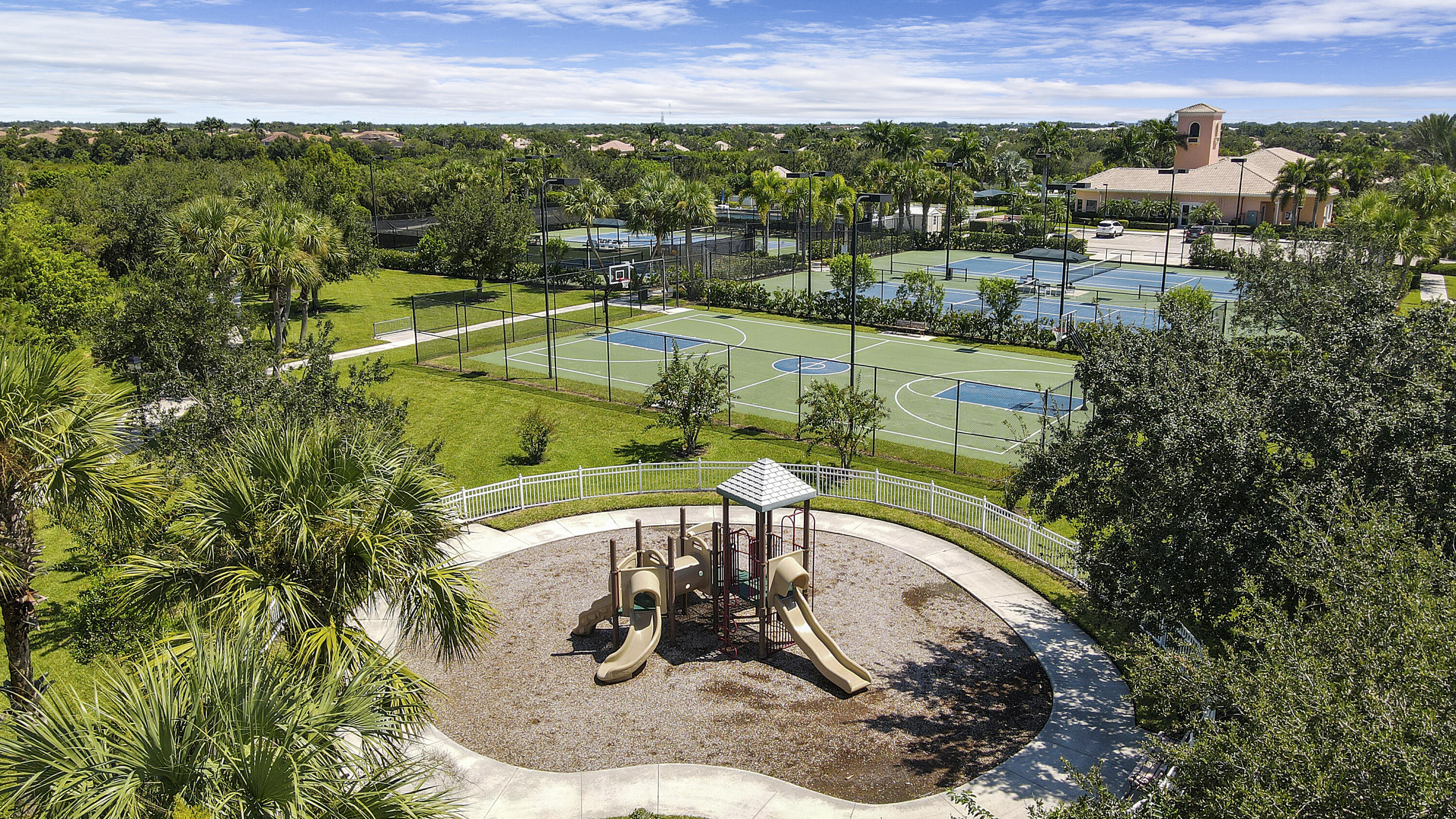 The Lakes at Tradition - Residential