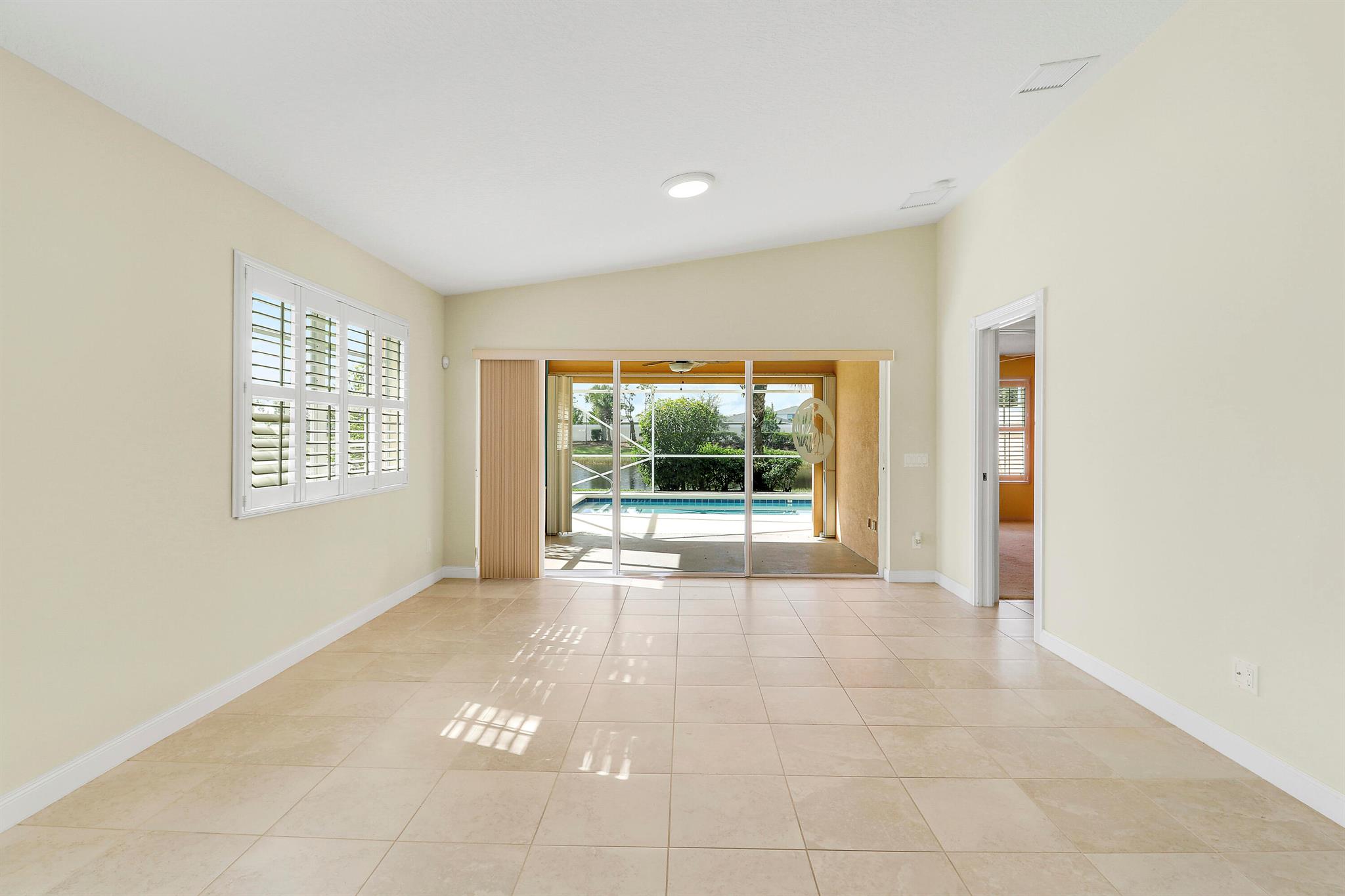 The Lakes at Tradition - Residential