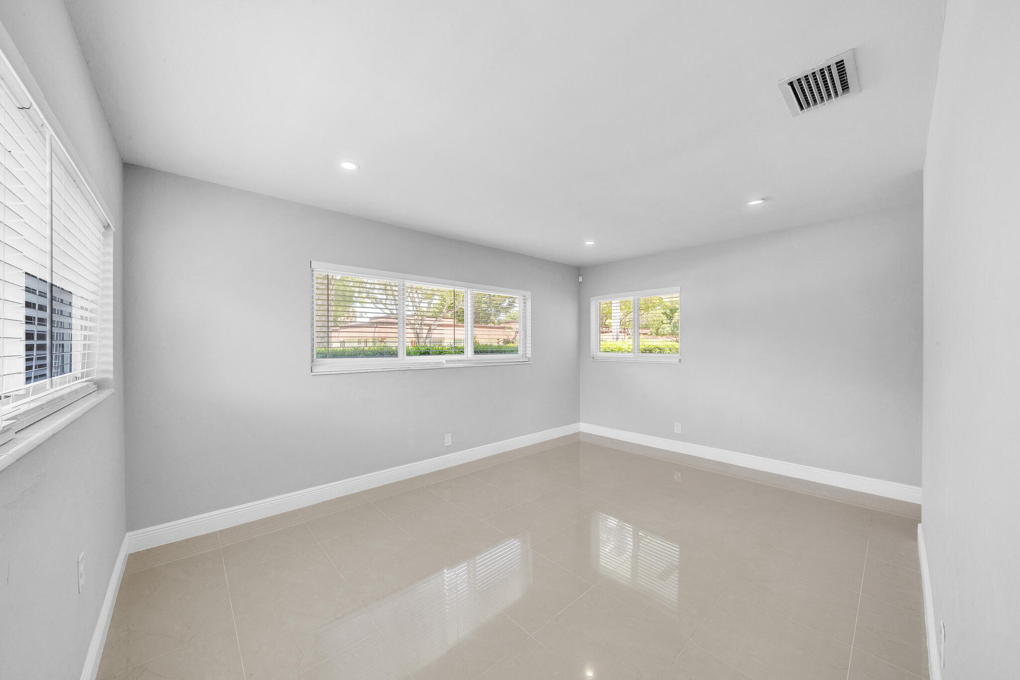 RANDALL MANOR - Residential