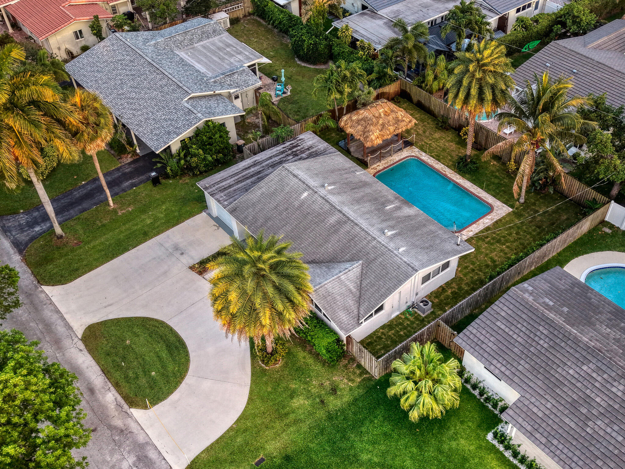 RANDALL MANOR - Residential