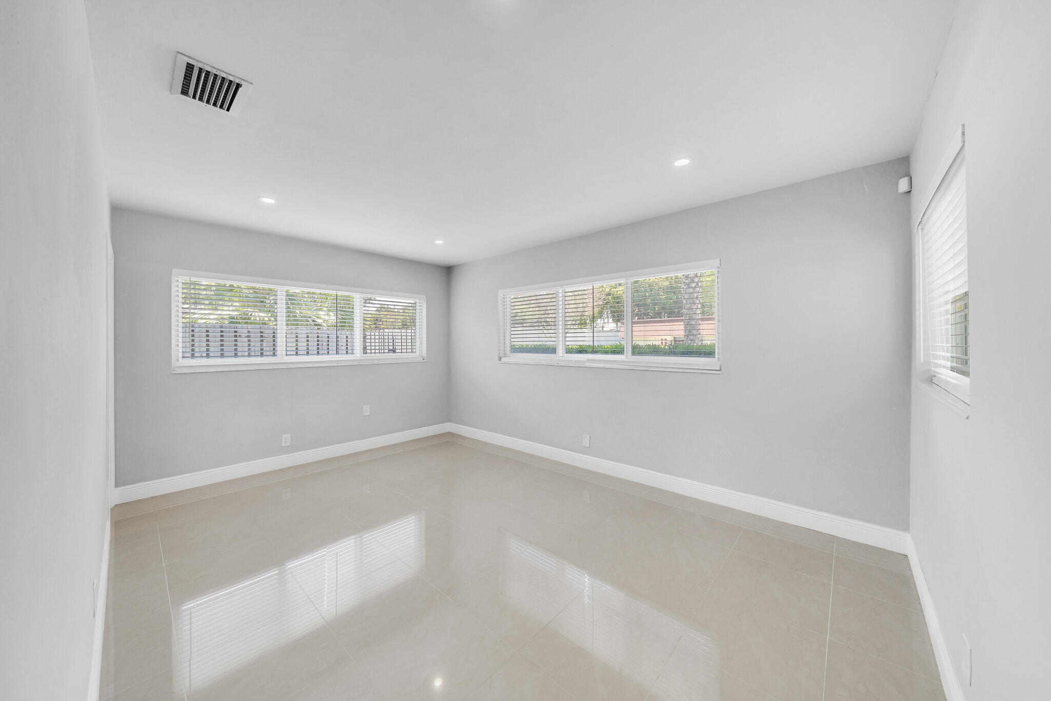 RANDALL MANOR - Residential
