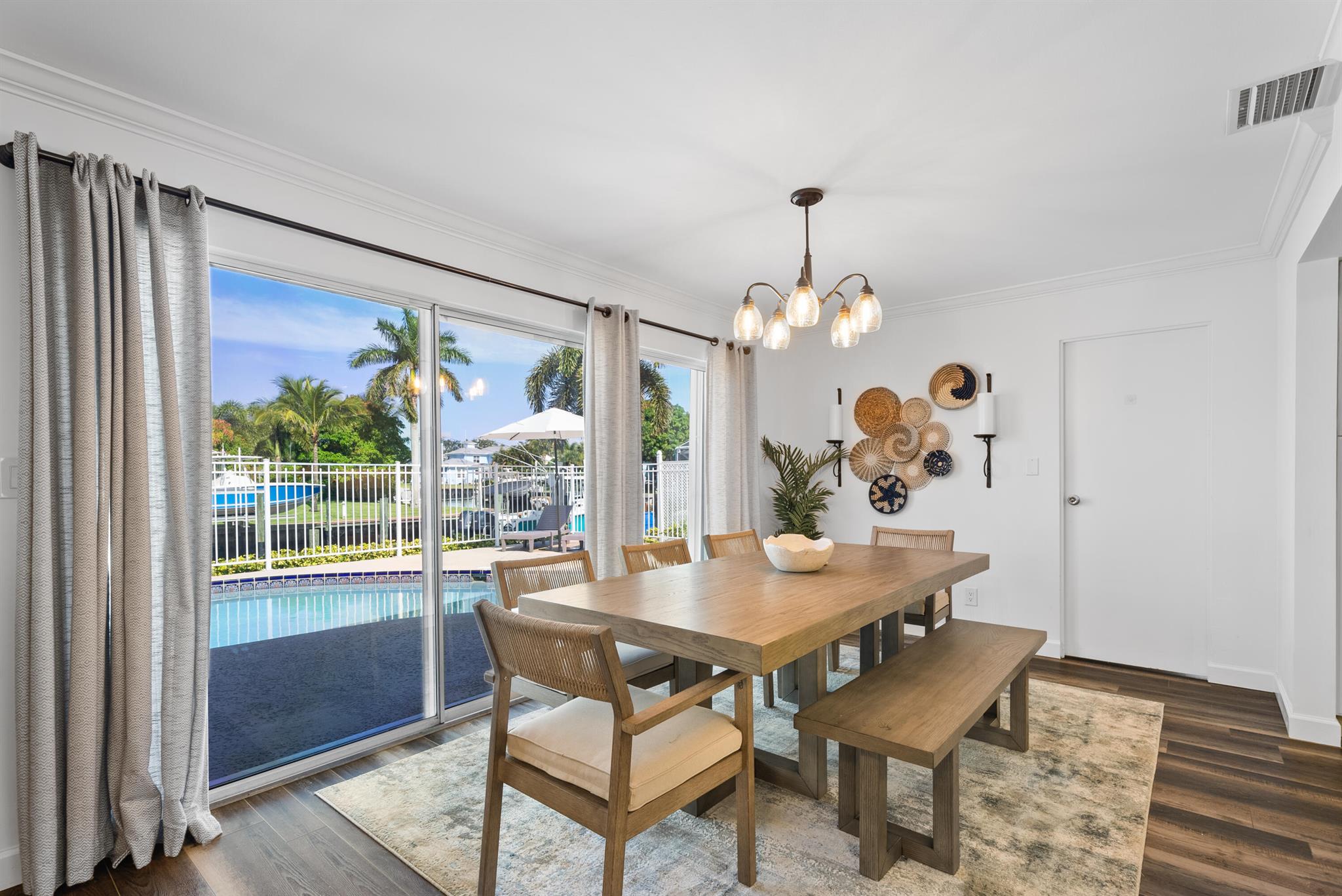 LIGHTHOUSE POINT - Residential Lease