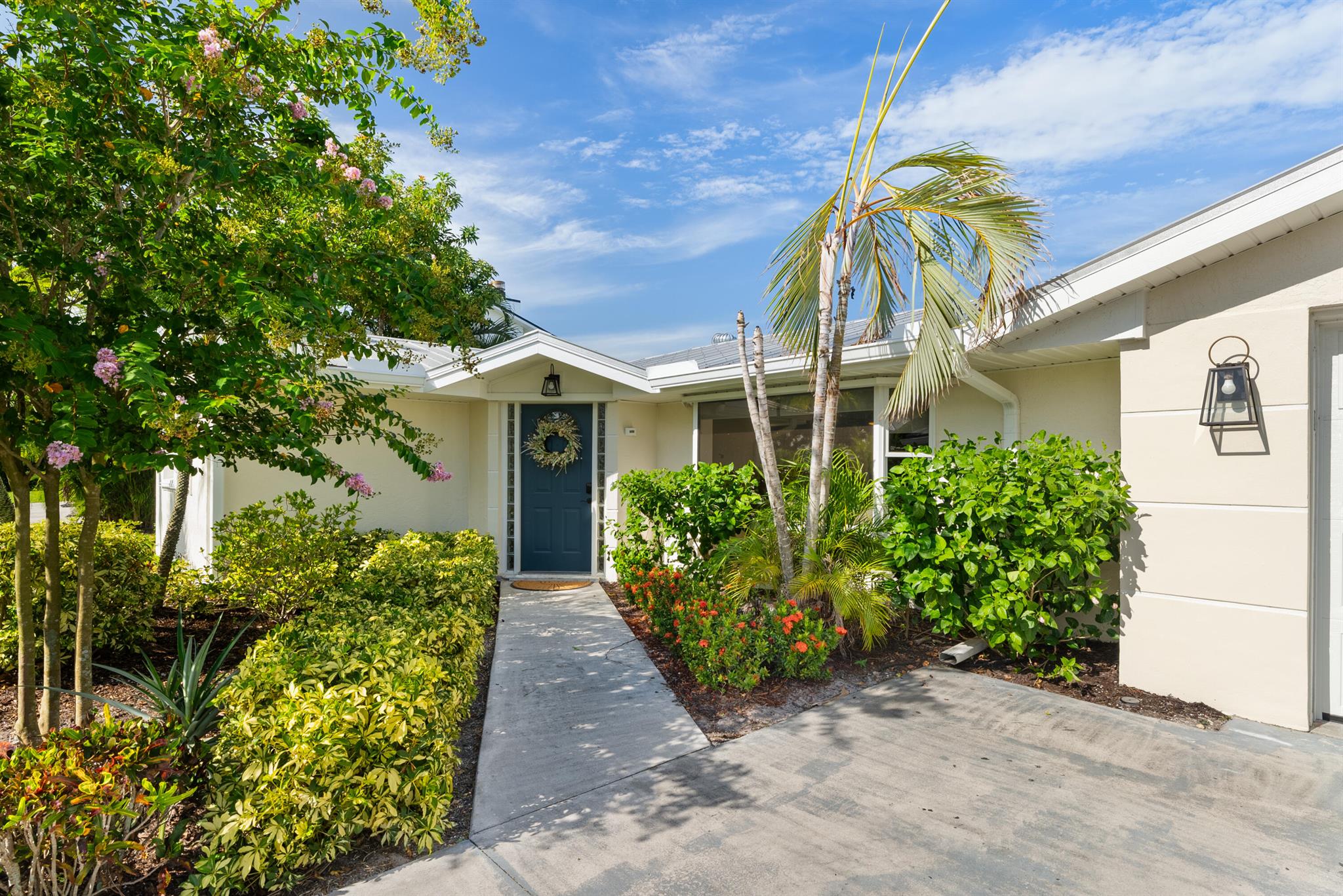 LIGHTHOUSE POINT - Residential Lease