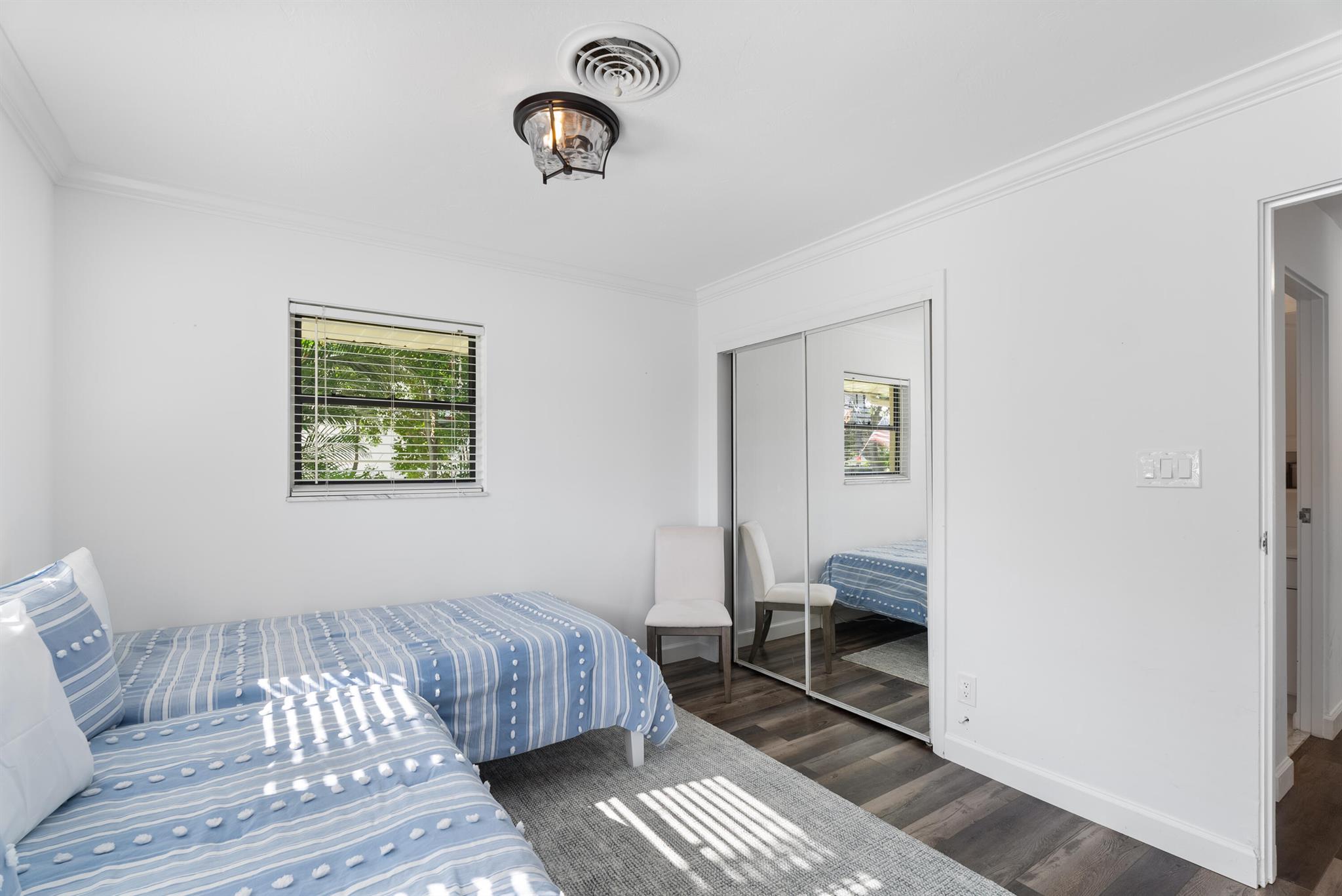 LIGHTHOUSE POINT - Residential Lease