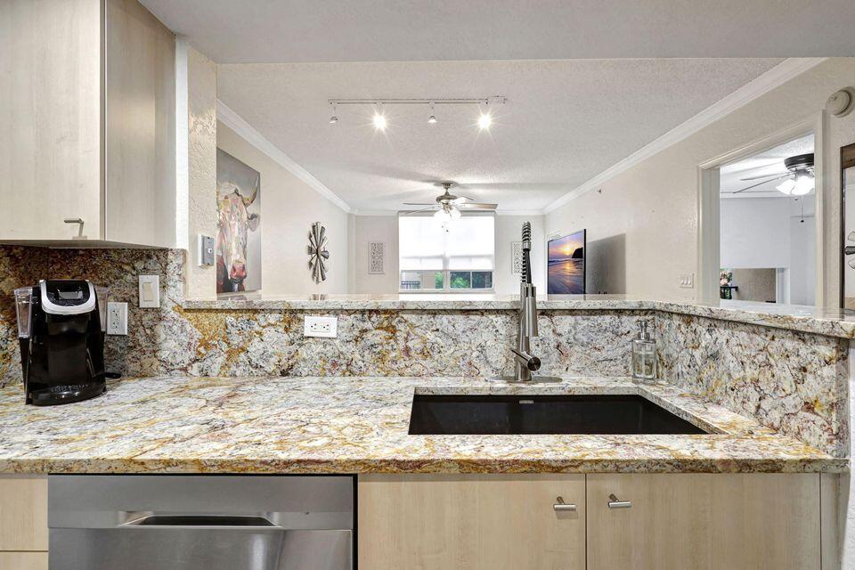 FLAGLER POINTE CONDO - Residential
