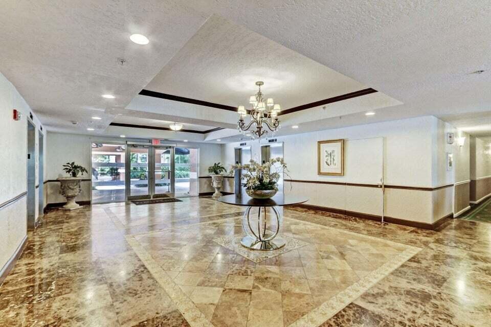 FLAGLER POINTE CONDO - Residential