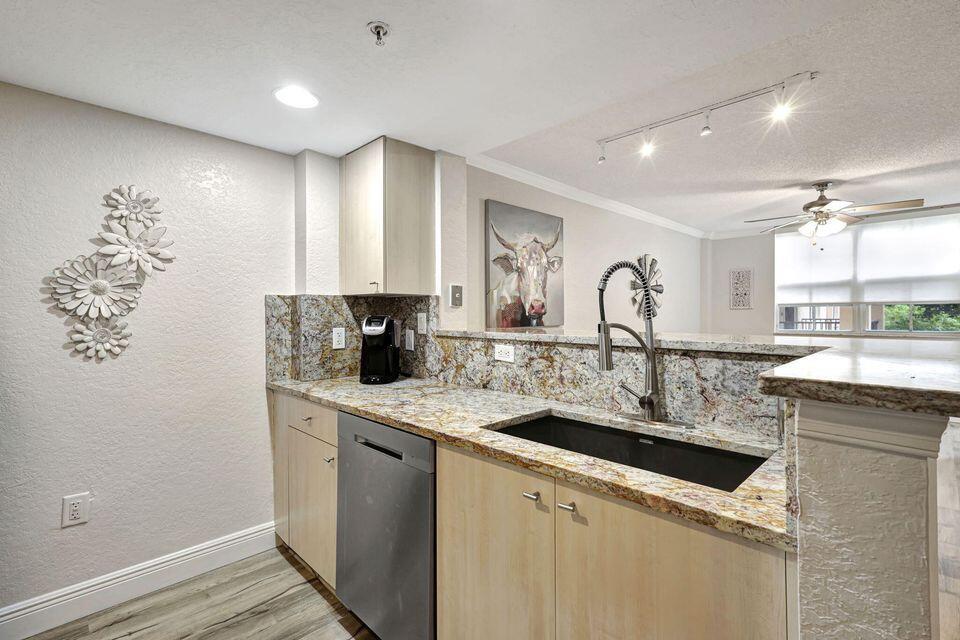 FLAGLER POINTE CONDO - Residential
