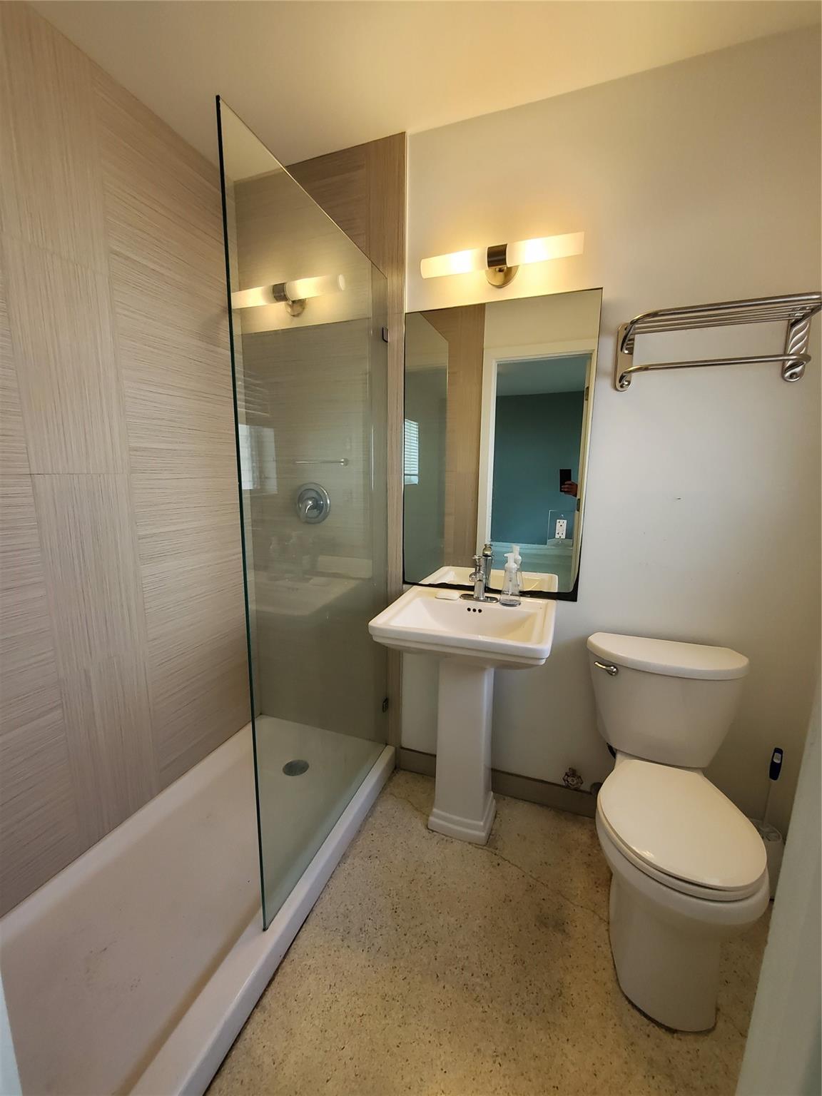 Beachway Heights - Residential Lease