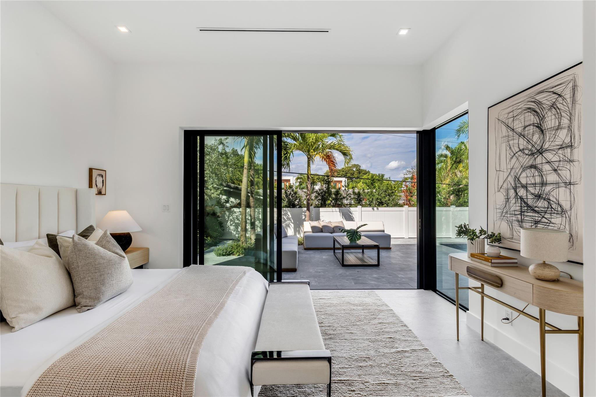 HILLSBORO SHORES SEC - Residential