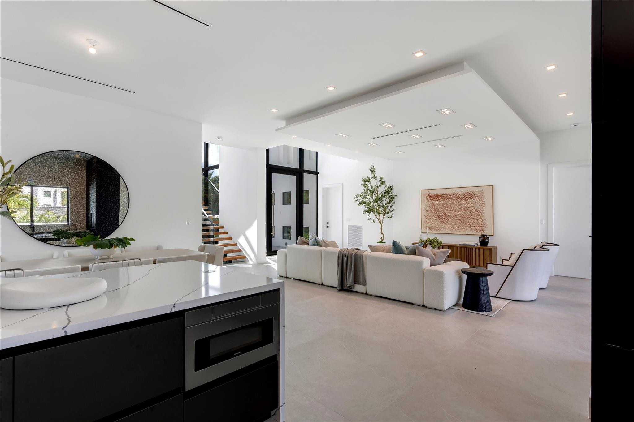 HILLSBORO SHORES SEC - Residential