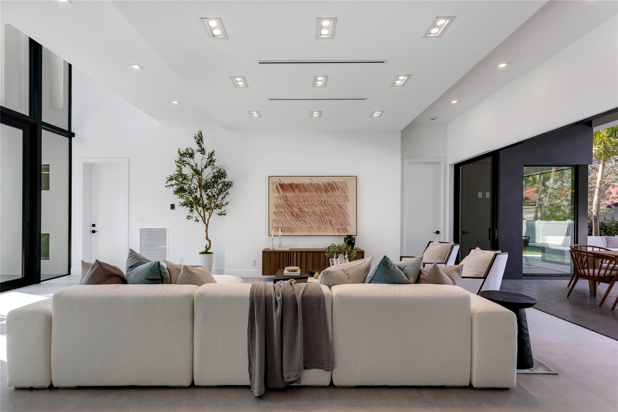 HILLSBORO SHORES SEC - Residential