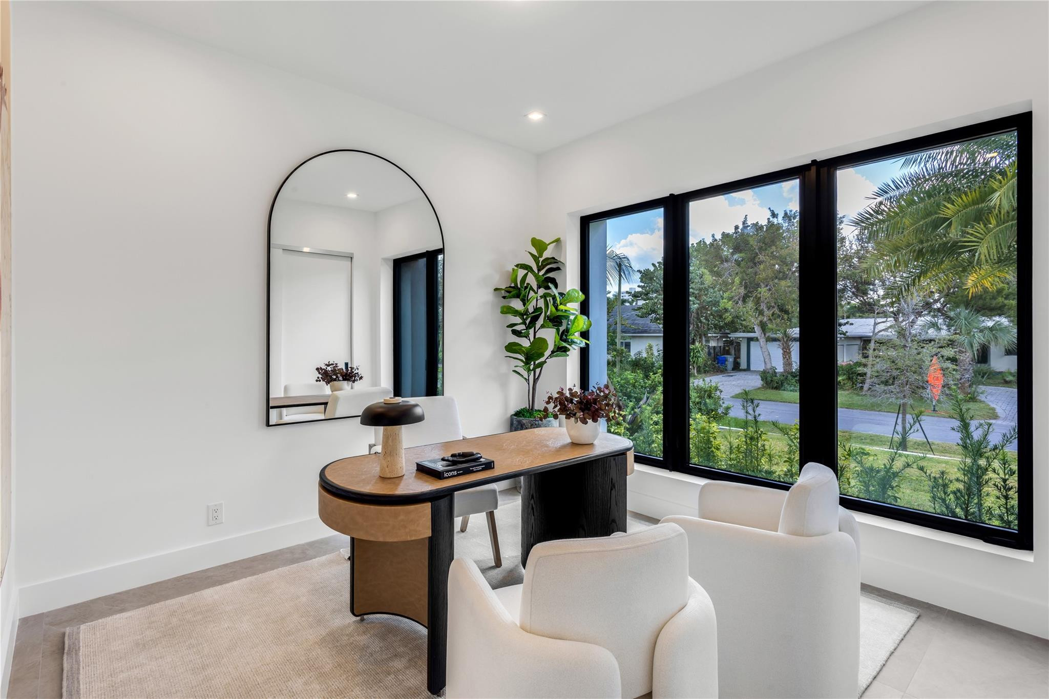 HILLSBORO SHORES SEC - Residential