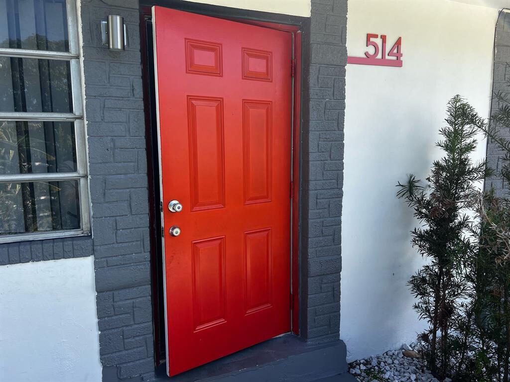 Hallandale Park - Residential Lease