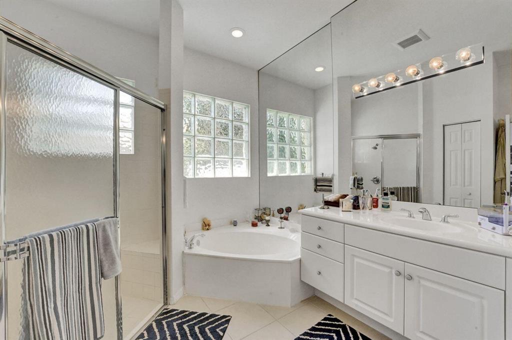 ANDROS ISLE - Residential