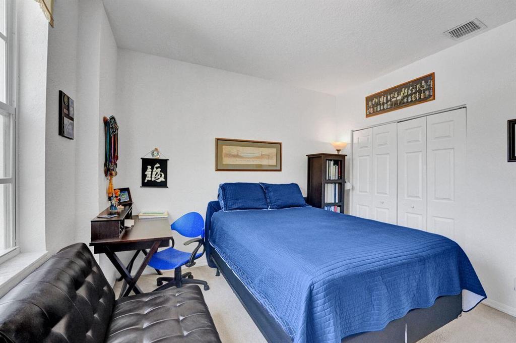 ANDROS ISLE - Residential