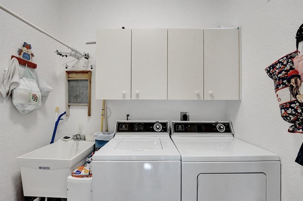 ANDROS ISLE - Residential