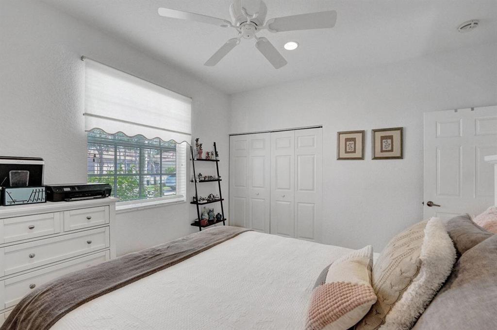 ANDROS ISLE - Residential